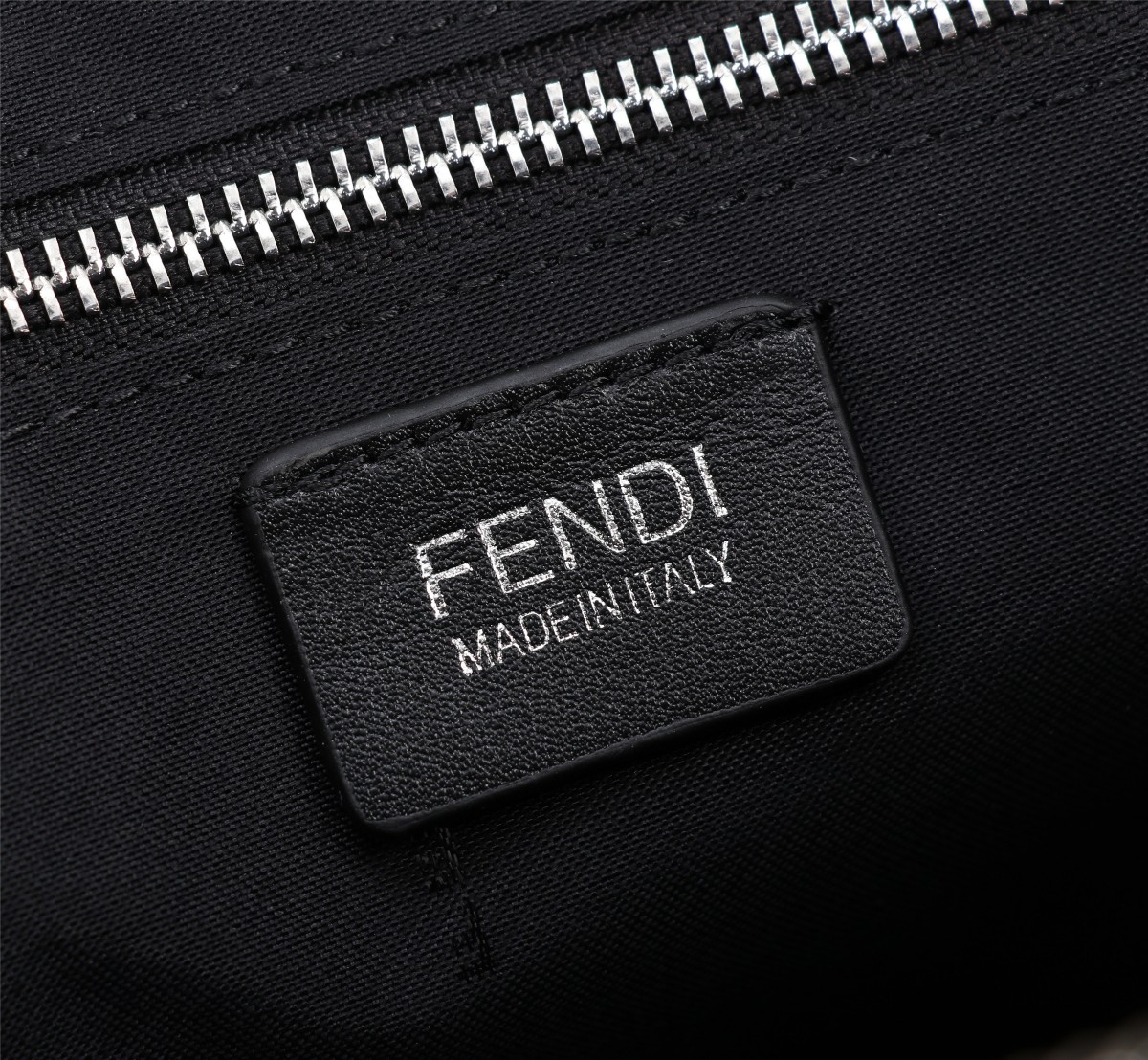 F*endi Bag Top Quality 23*16*5CM
