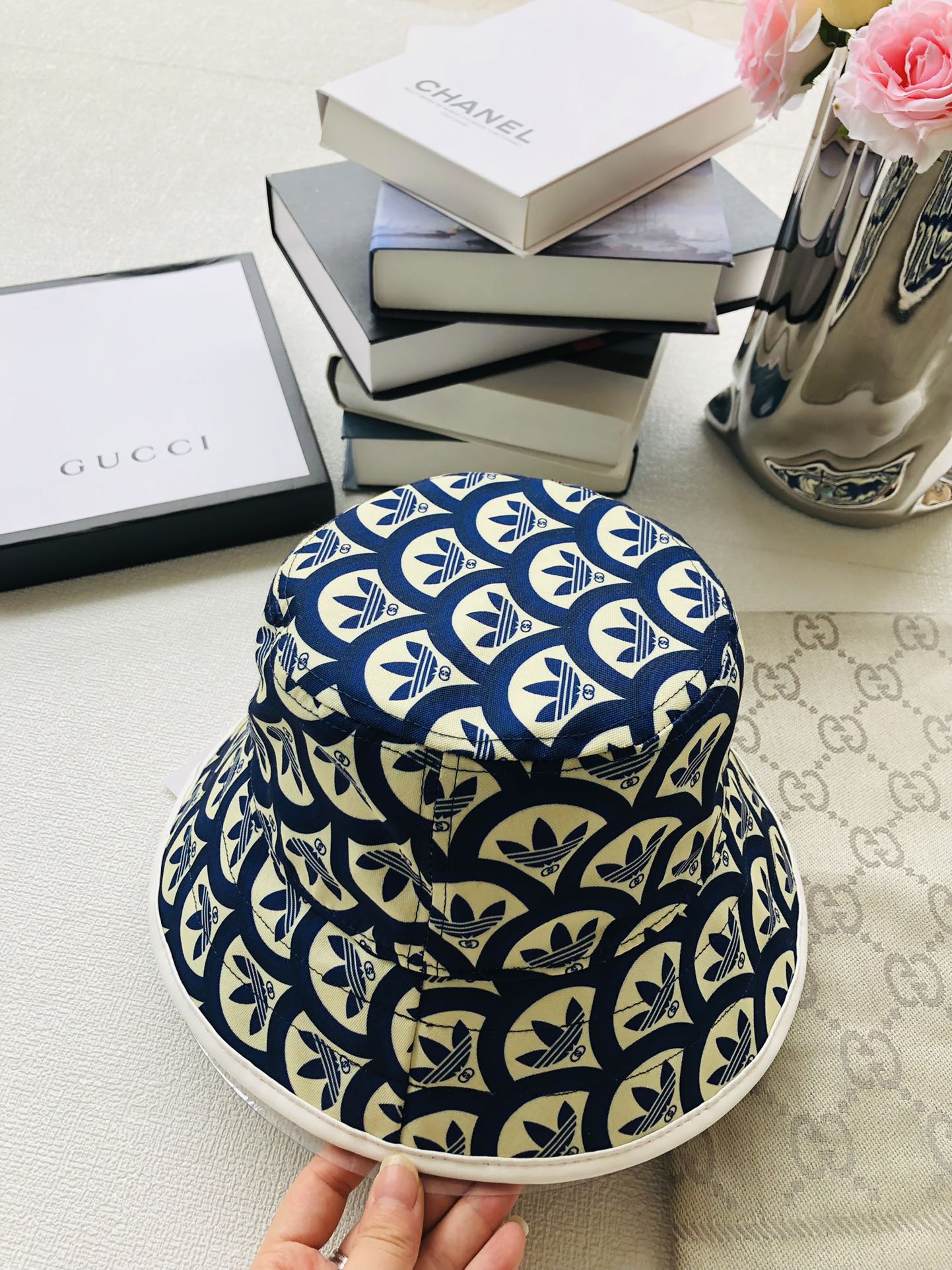 Top Hat