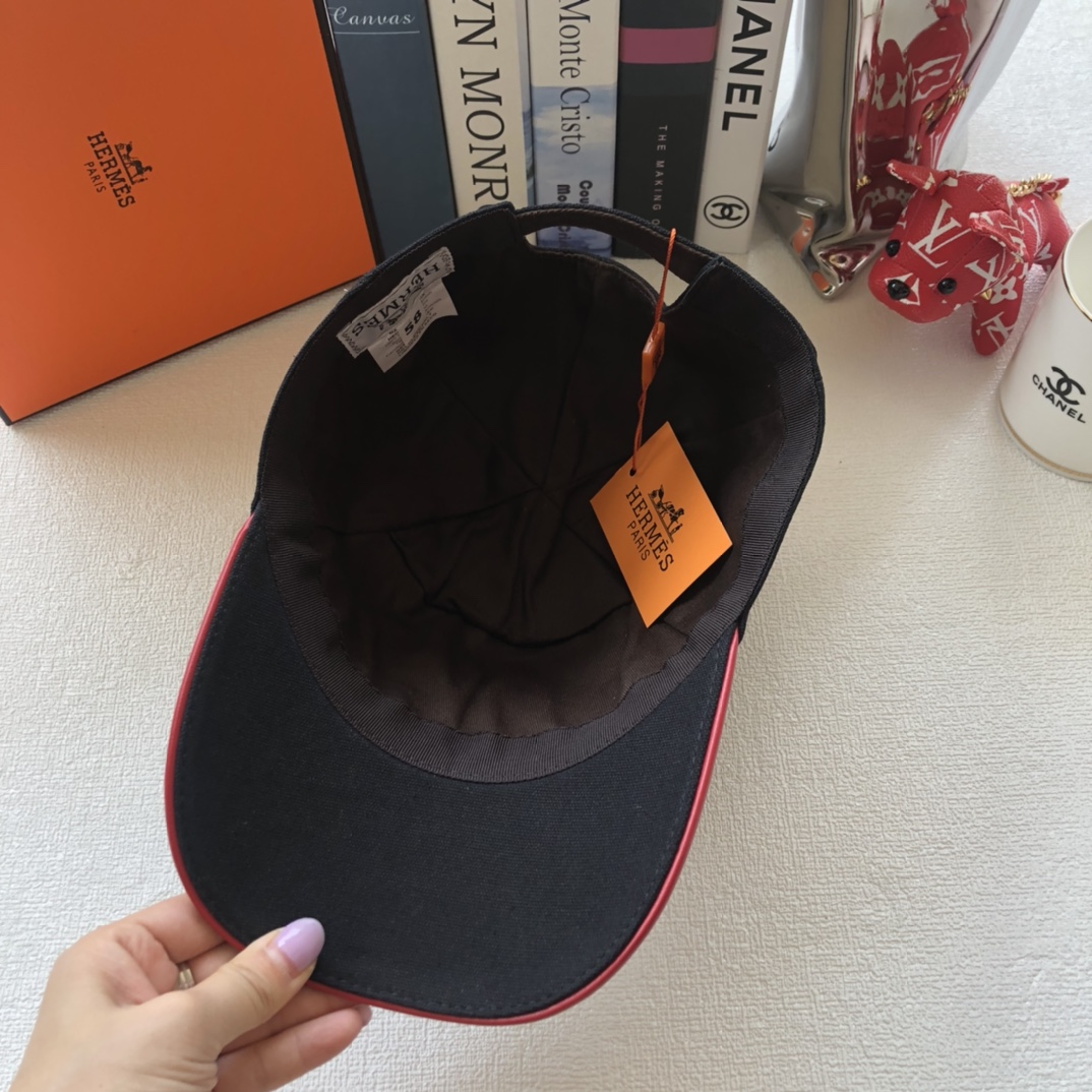 Top Hat