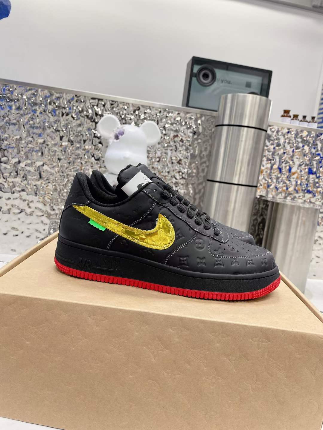 from Men Women L*ouis V*uitton x NIKE Air force1 22ss