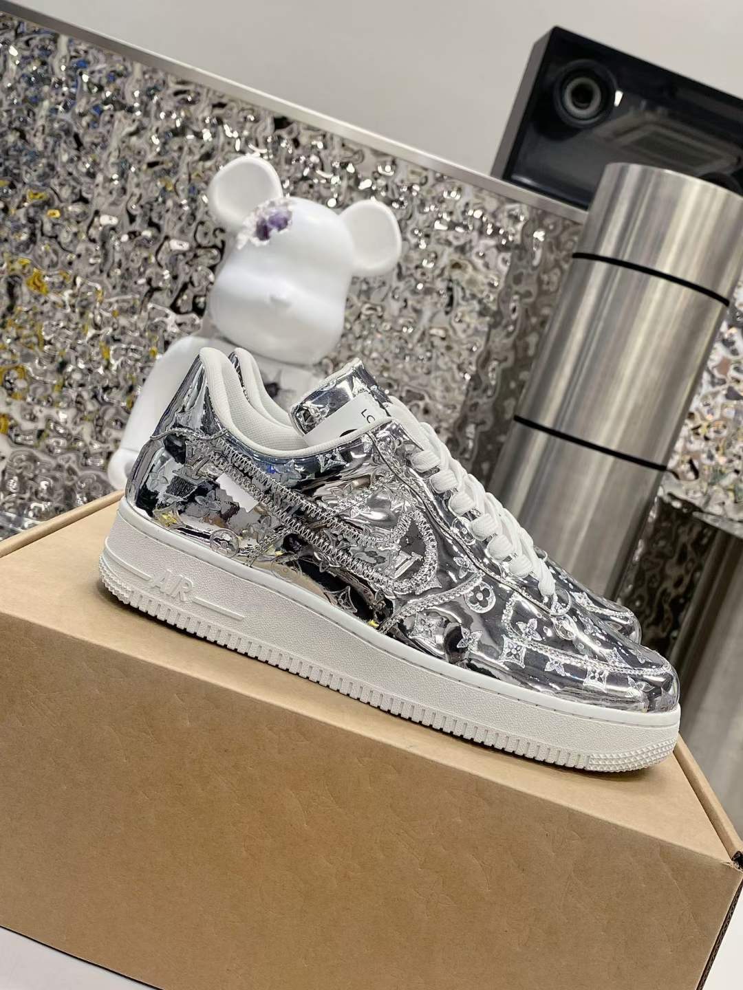 from Men Women L*ouis V*uitton x NIKE Air force1 22ss Sneakers Maikesneakers
