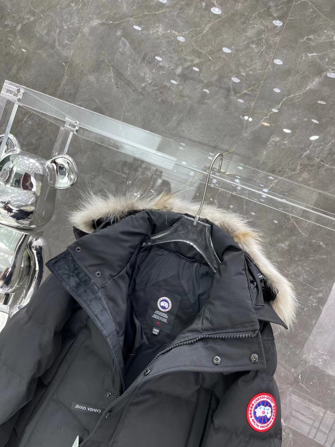 Men Women Down jacket Maikesneakers