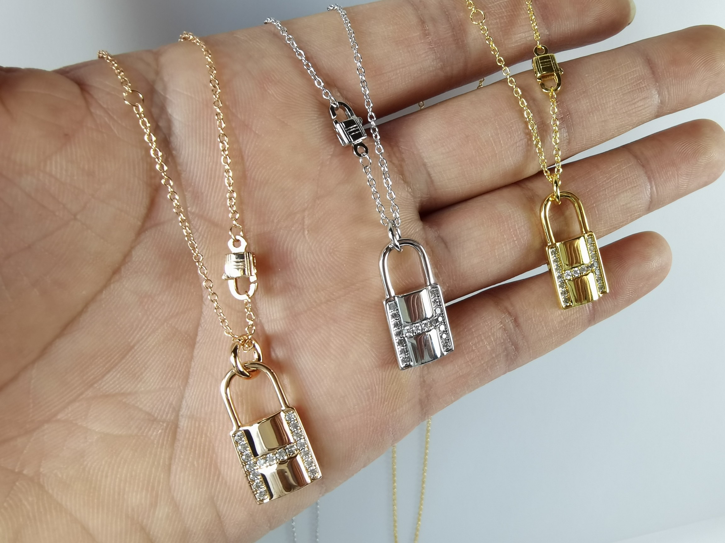Necklace H*ermes