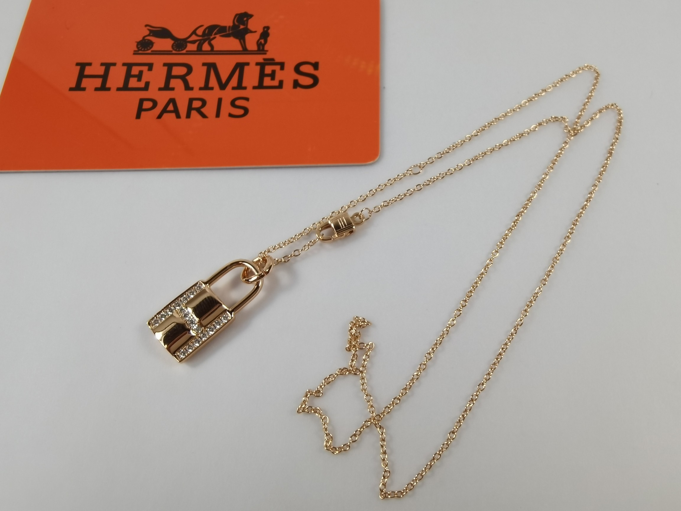 Necklace H*ermes