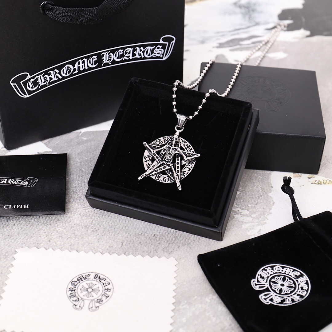 Necklace C*hrome H*earts