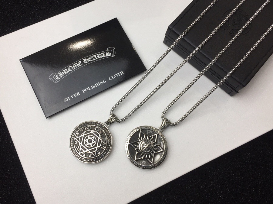 Necklace C*hrome H*earts