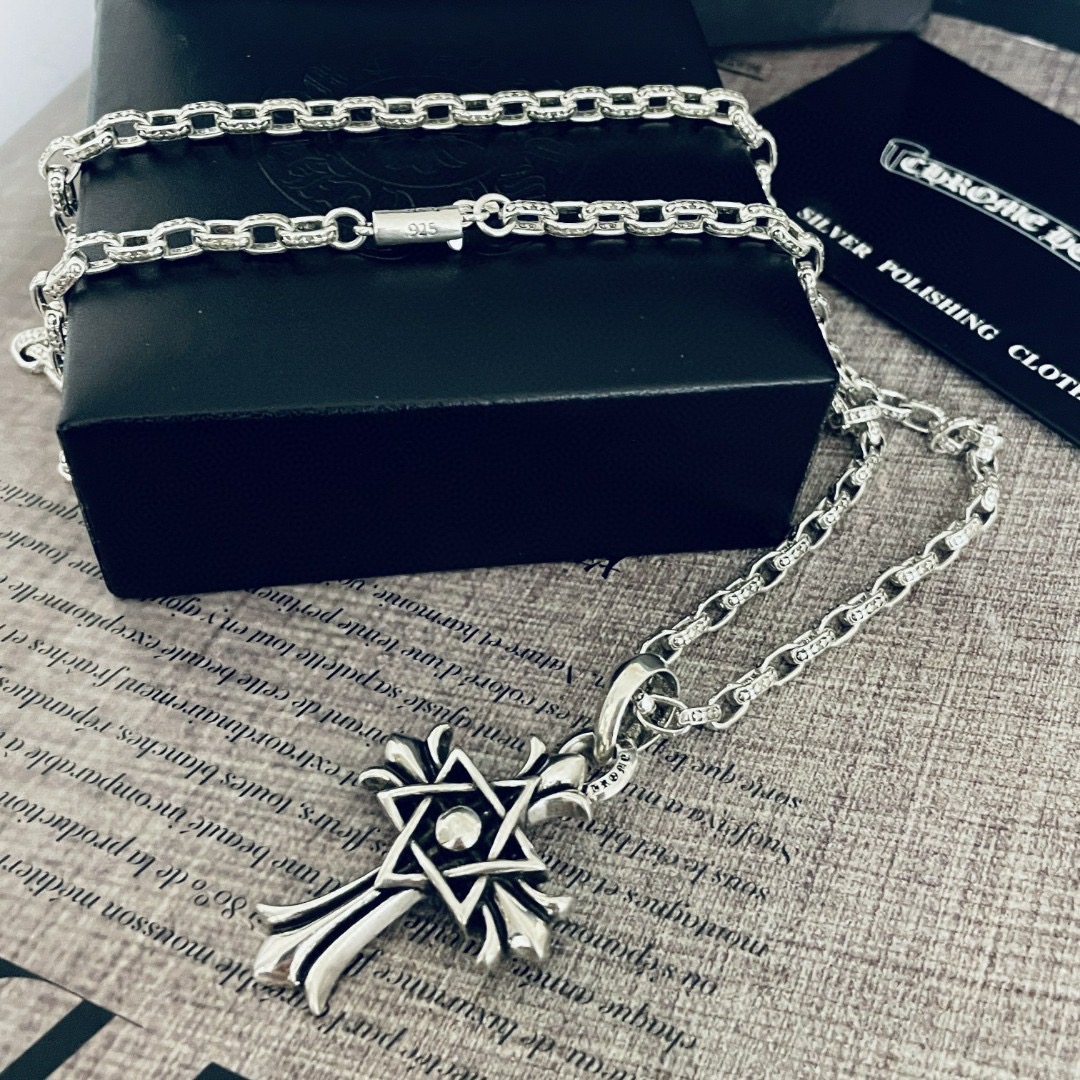 Necklace C*hrome H*earts