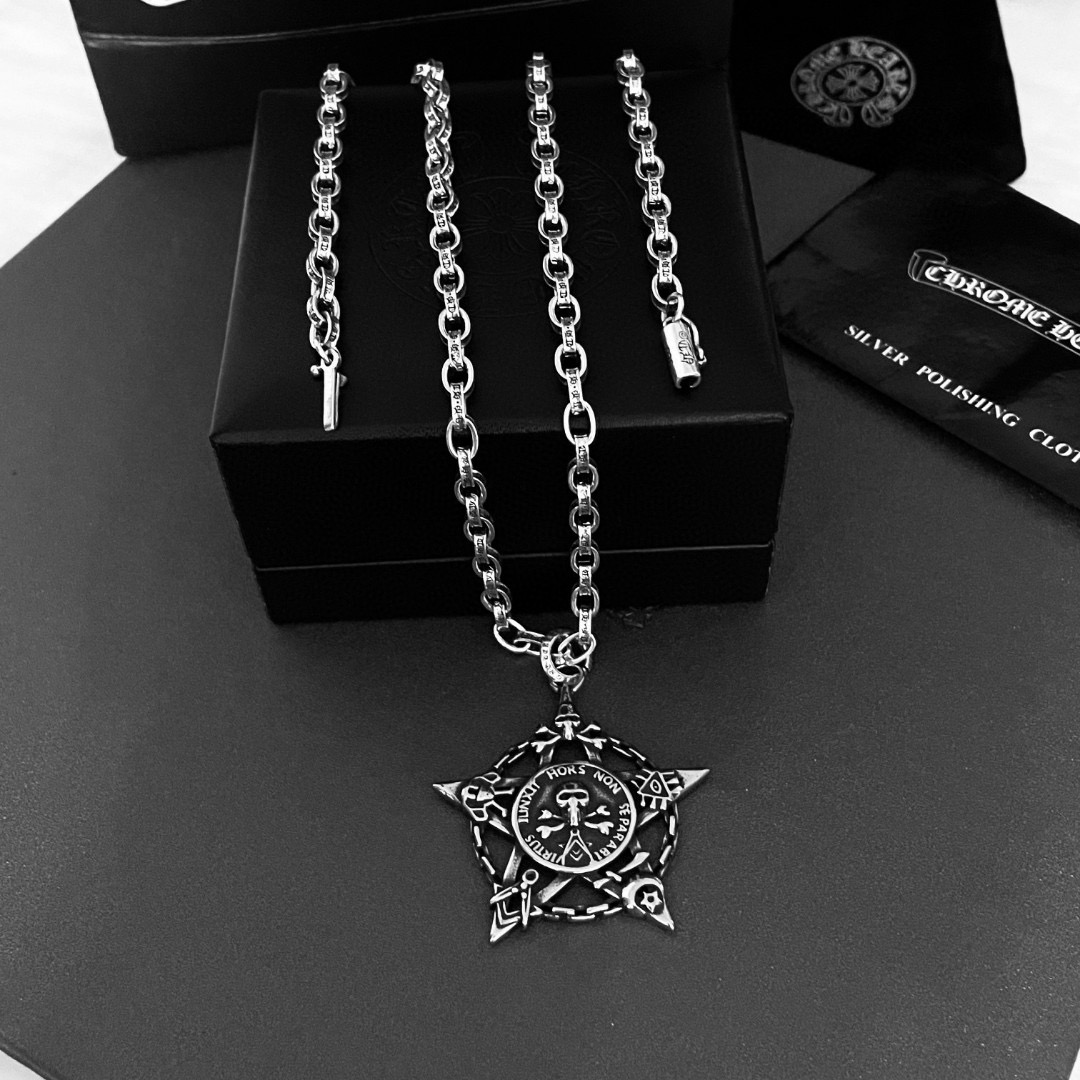 Necklace C*hrome H*earts