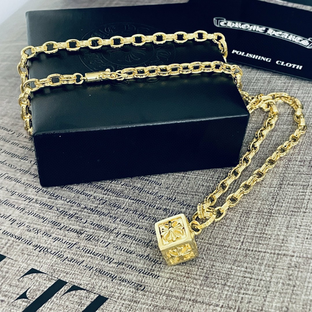 Necklace C*hrome H*earts
