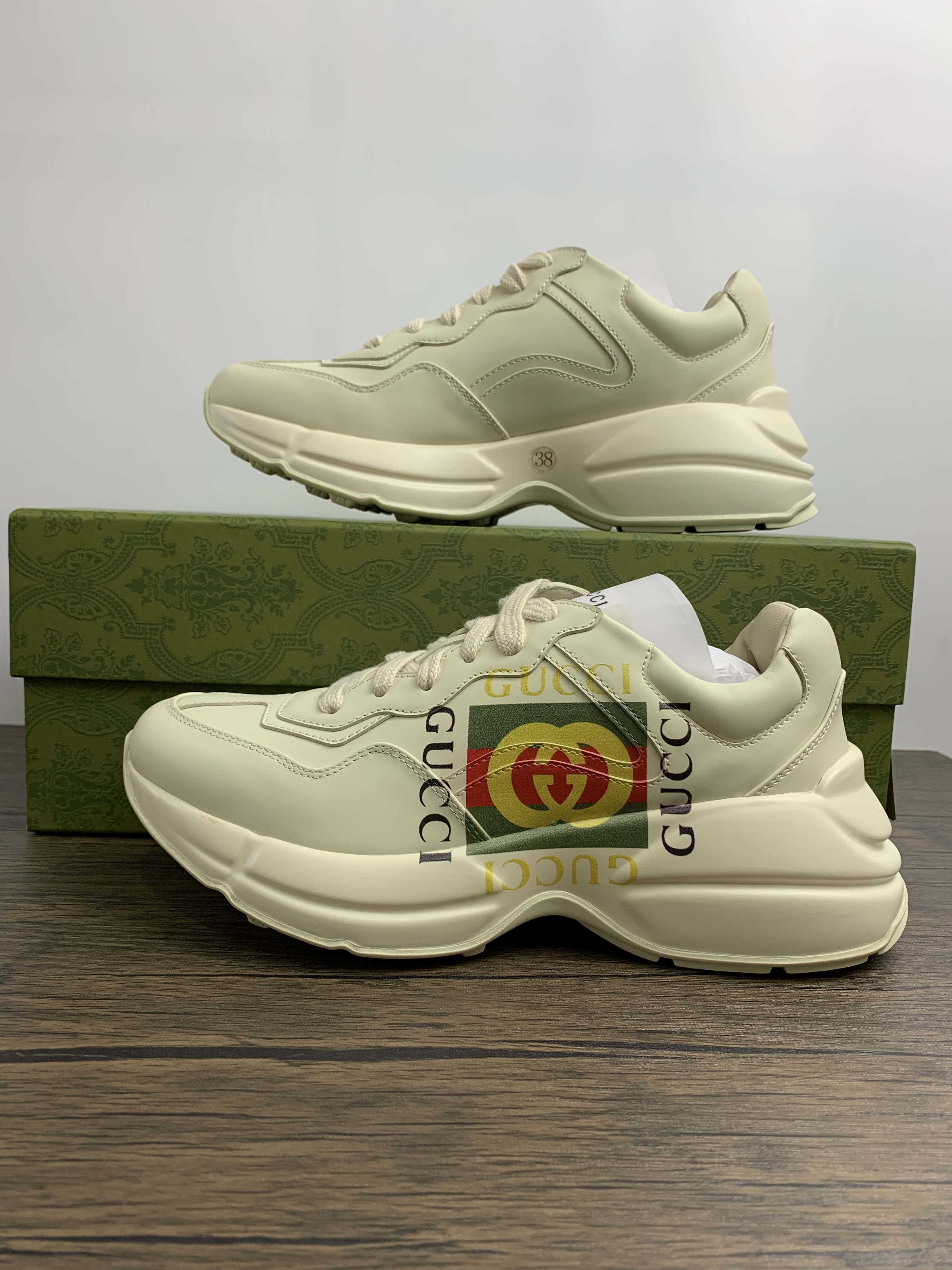 G*cci Sneaker