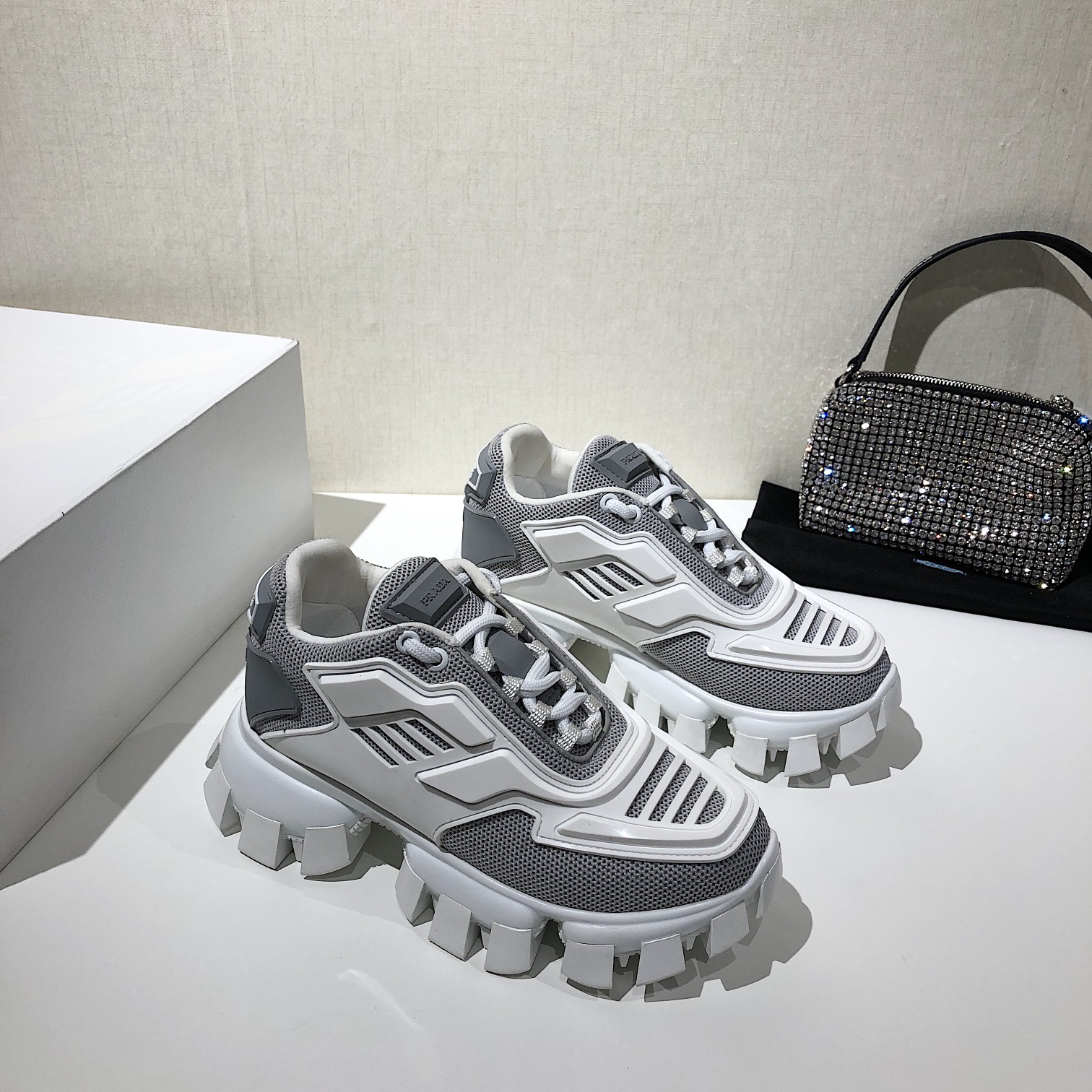 Men P*rada Top Sneaker （ ）