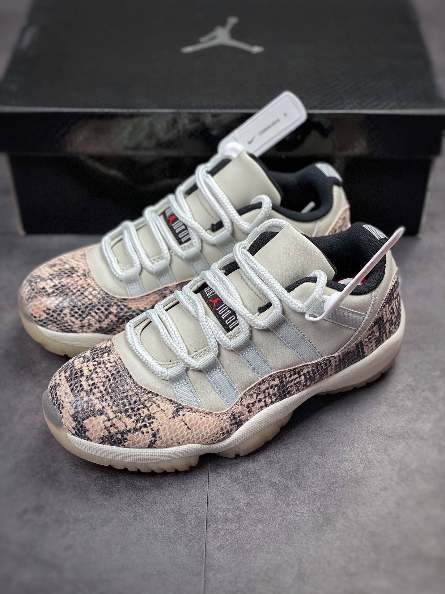 Nike Air Jordan 11