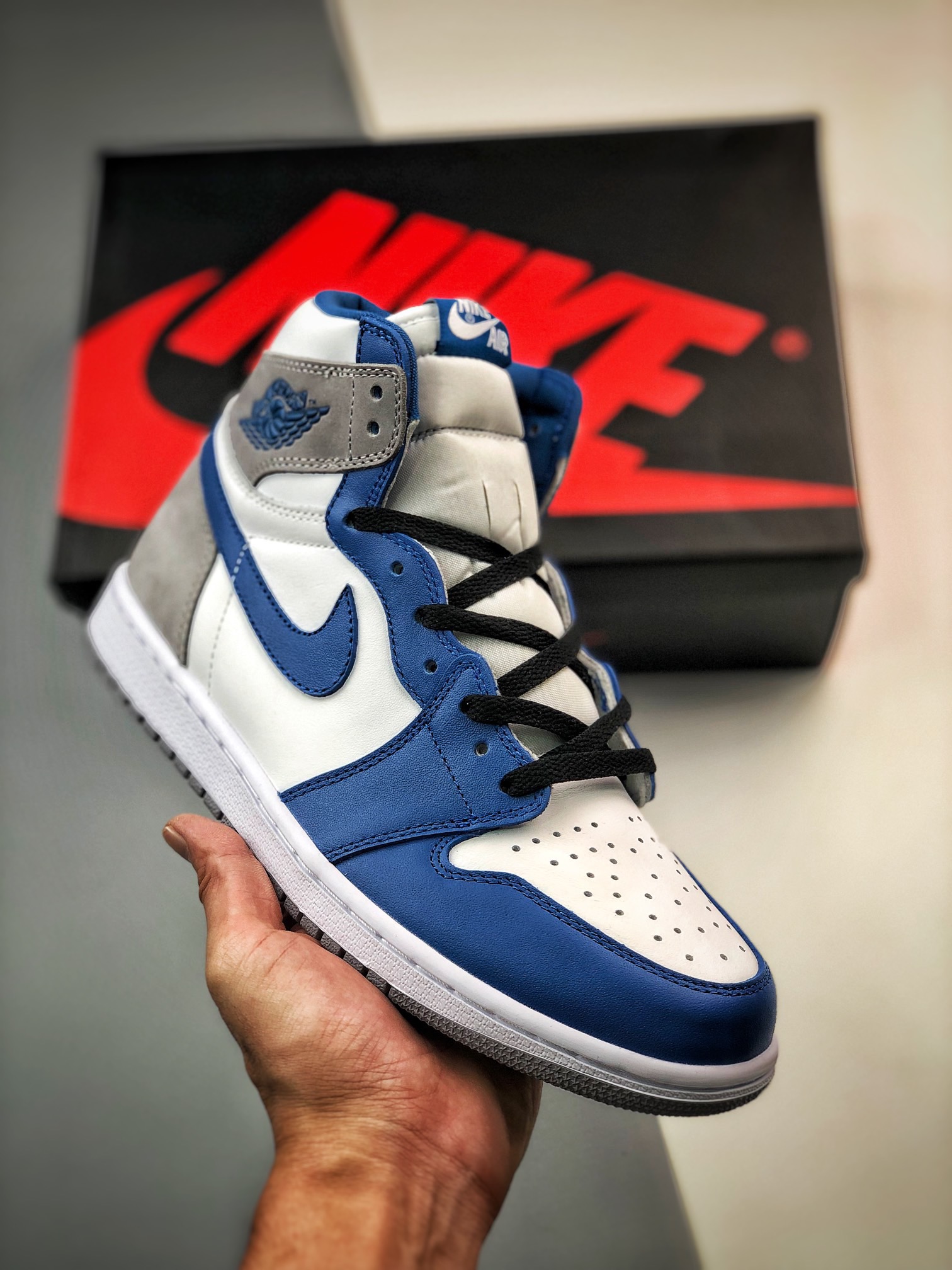 Nike Air Jordan 1 High AJ1
