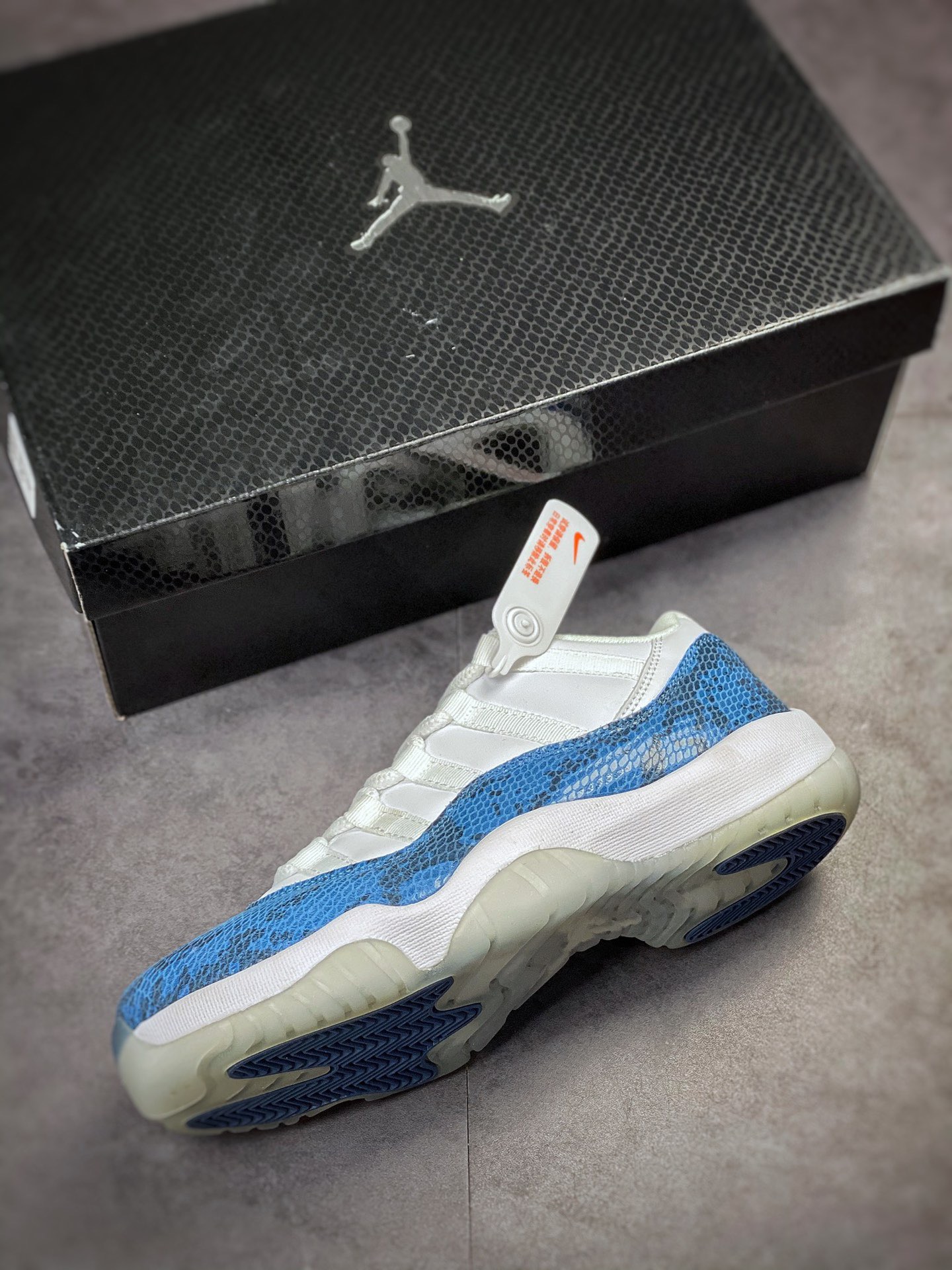 Nike Air Jordan 11