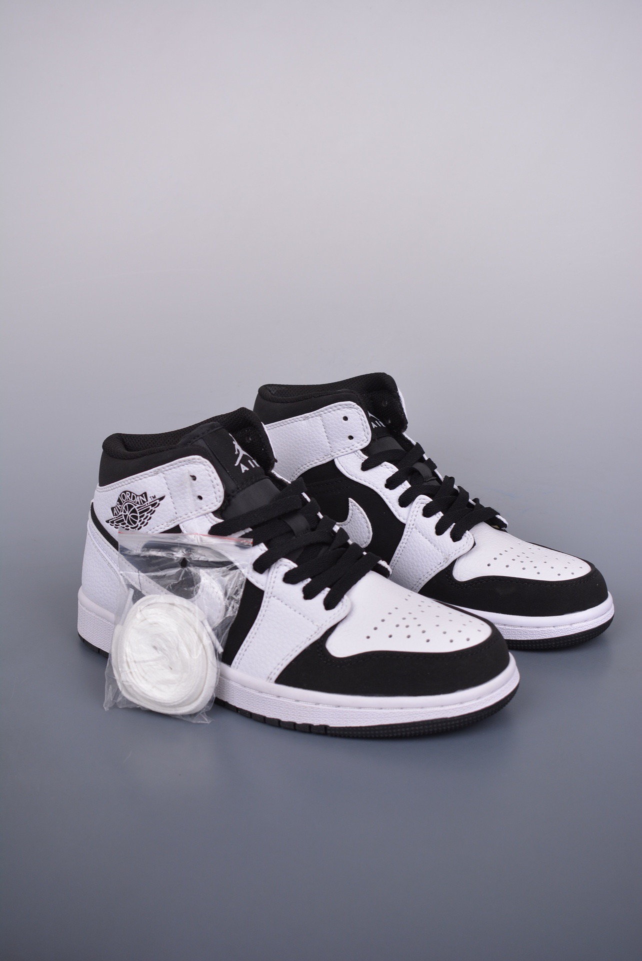 Nike Air Jordan 1 High AJ1