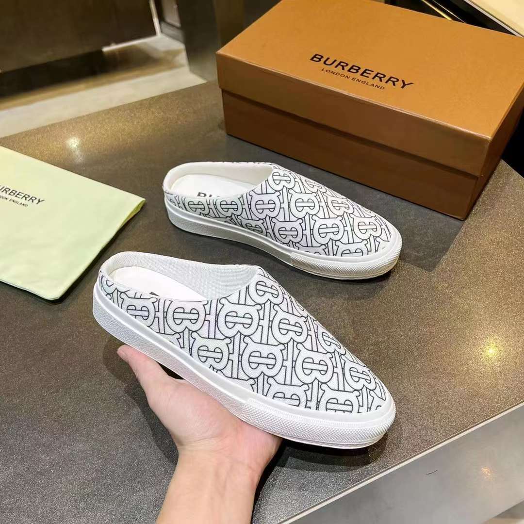 Men Women B*rberry Sneaker ()