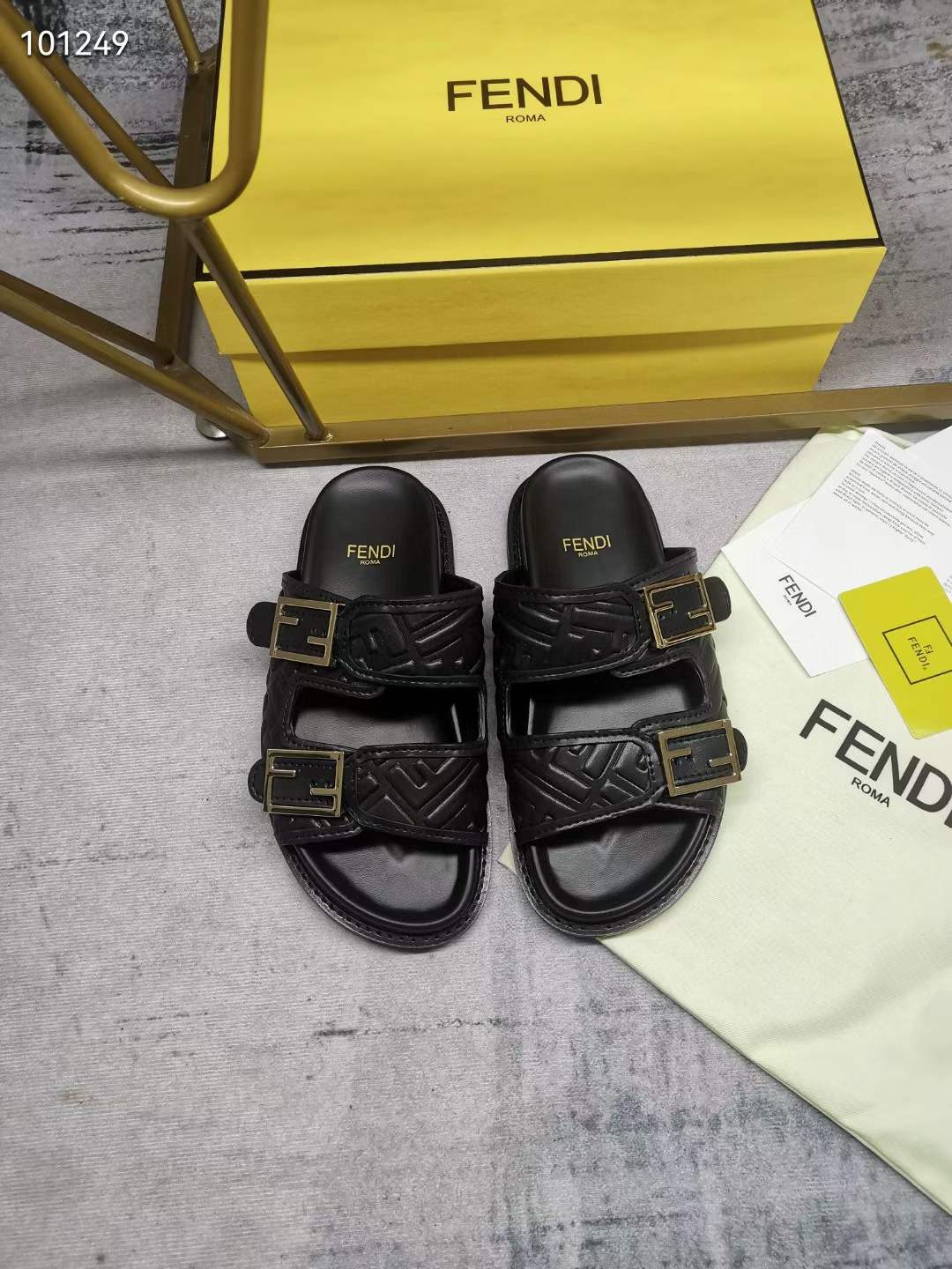 Women Men F*endi Top Sandals ( )