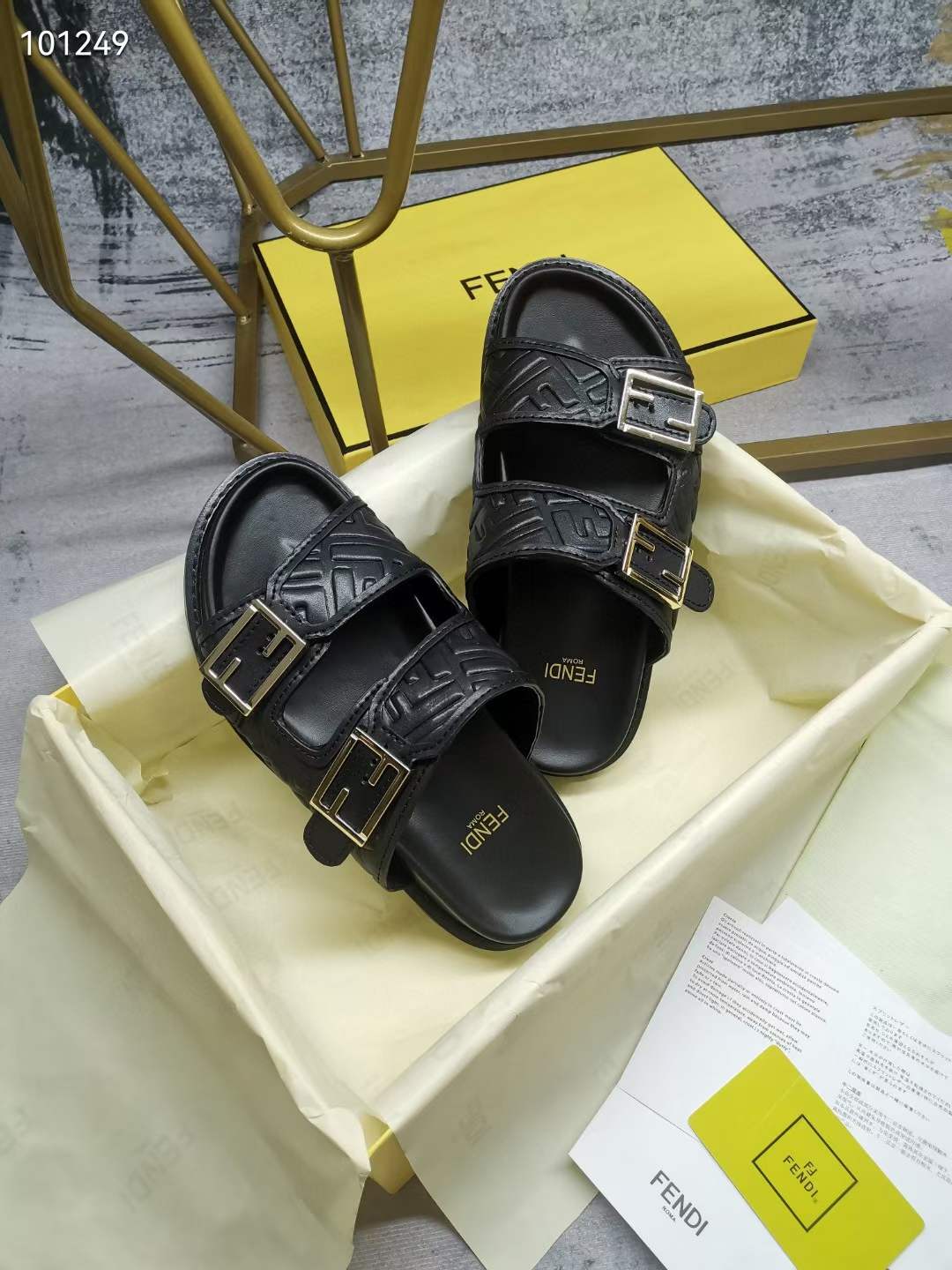 Women Men F*endi Top Sandals ( )