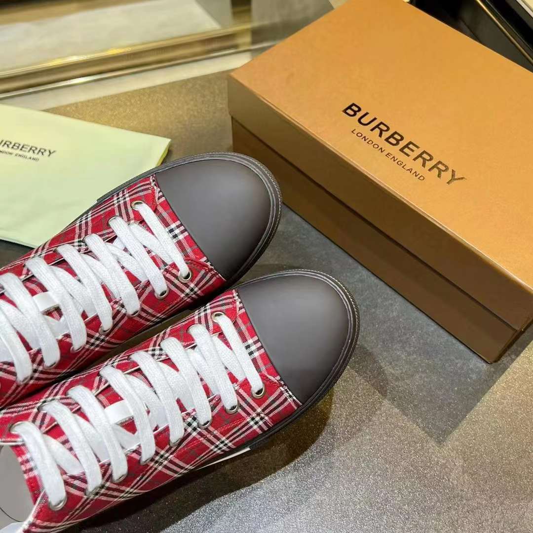 Men Women B*rberry Sneaker ()