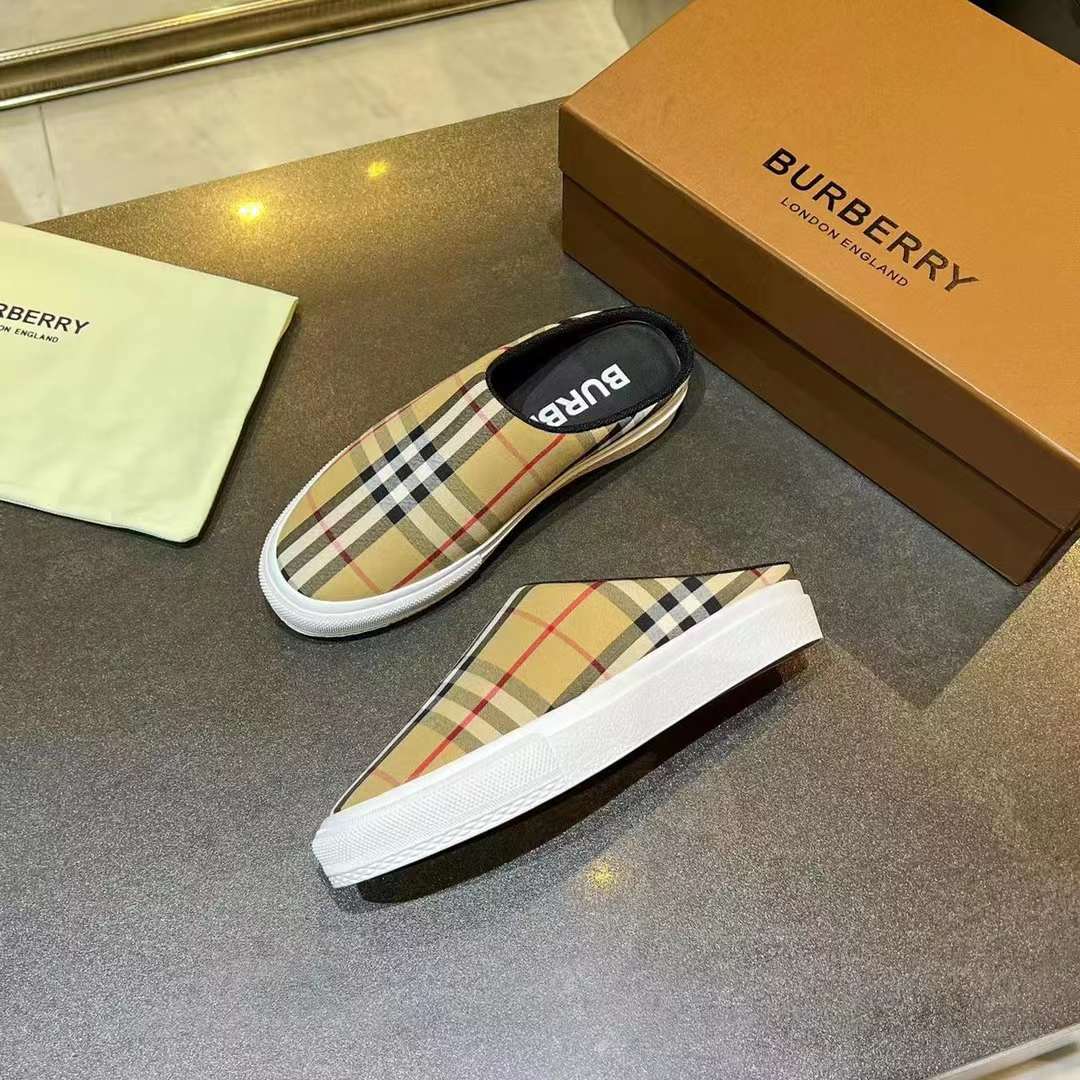 Men Women B*rberry Sneaker ()