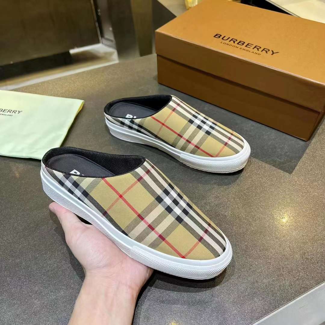 Men Women B*rberry Sneaker ()