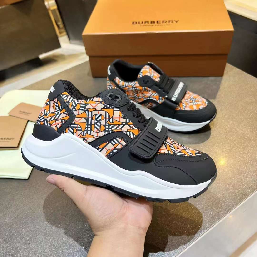 Men Women B*rberry Sneaker ()