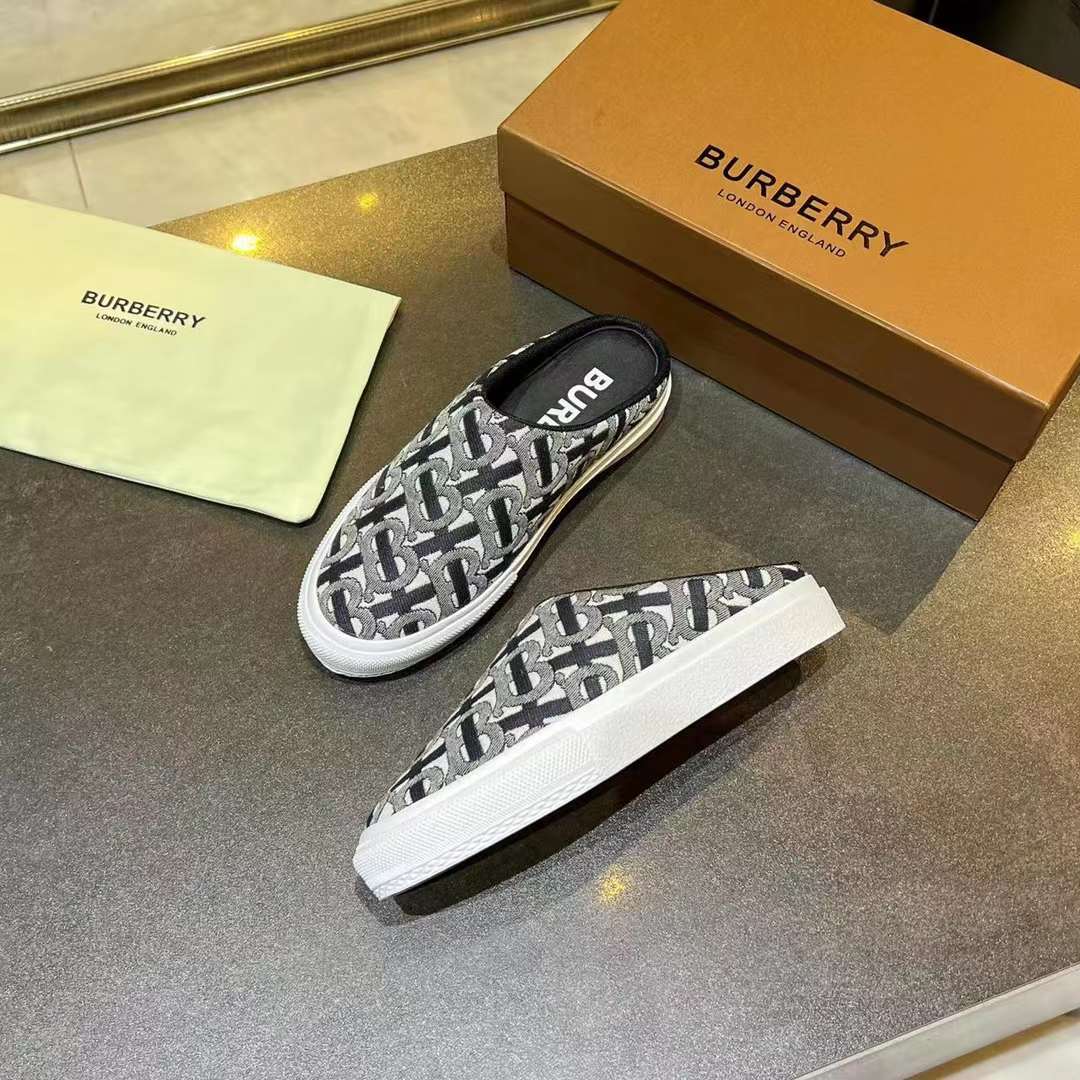 Men Women B*rberry Sneaker ()
