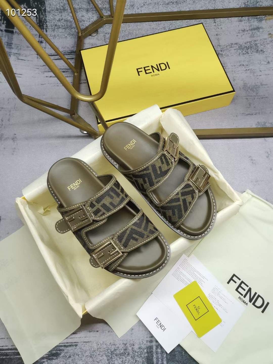 Women Men F*endi Top Sandals ( )