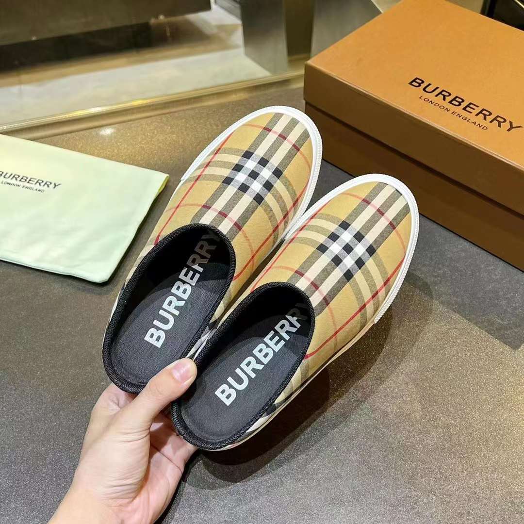 Men Women B*rberry Sneaker ()