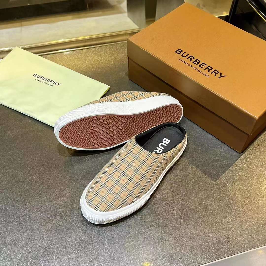 Men Women B*rberry Sneaker ()