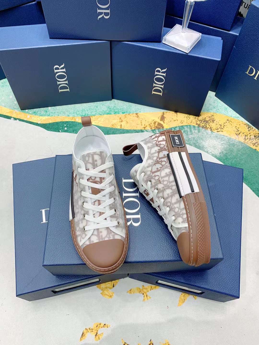 Men Women D*ior Top Sneakers ()