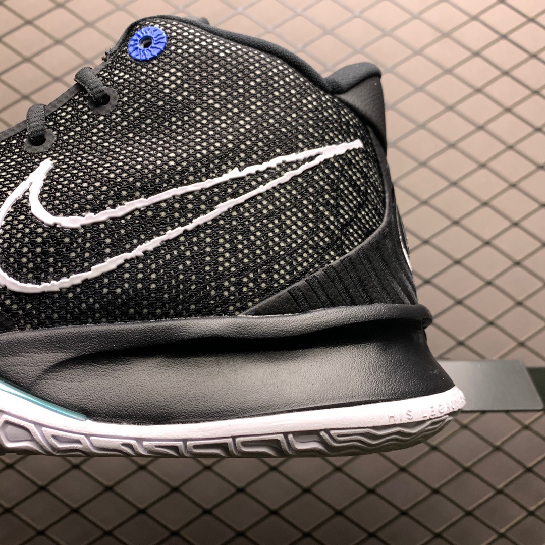 NIKE Kyrie 7 CQ9327-002