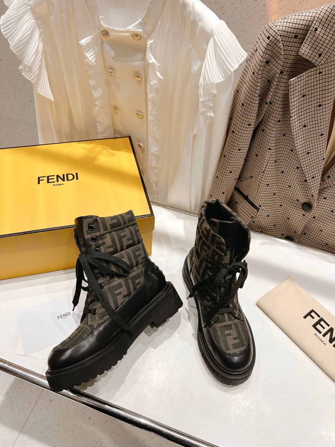 Women F*endi Top Boots Maikesneakers