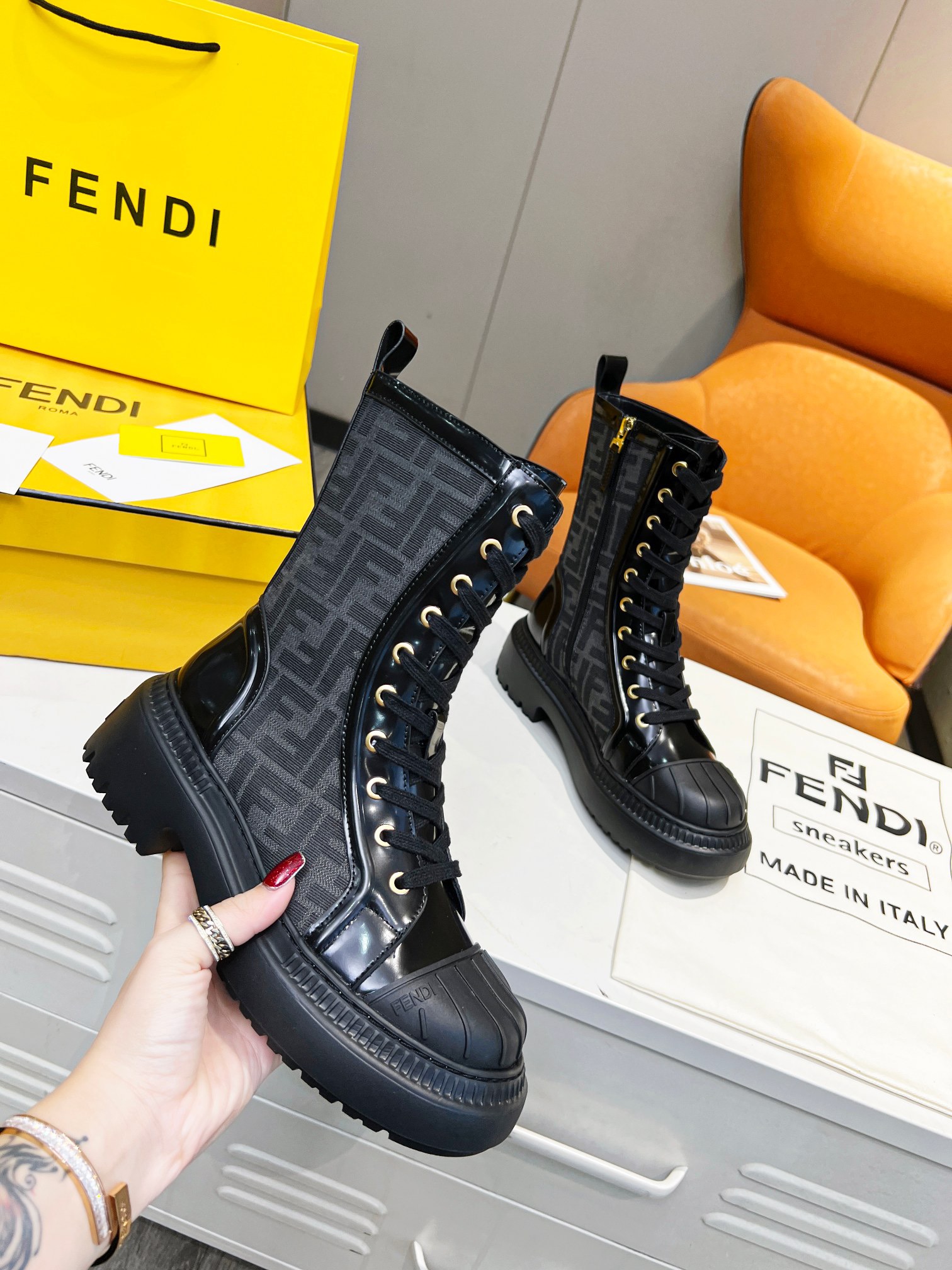 Women F*endi Top Boots Maikesneakers
