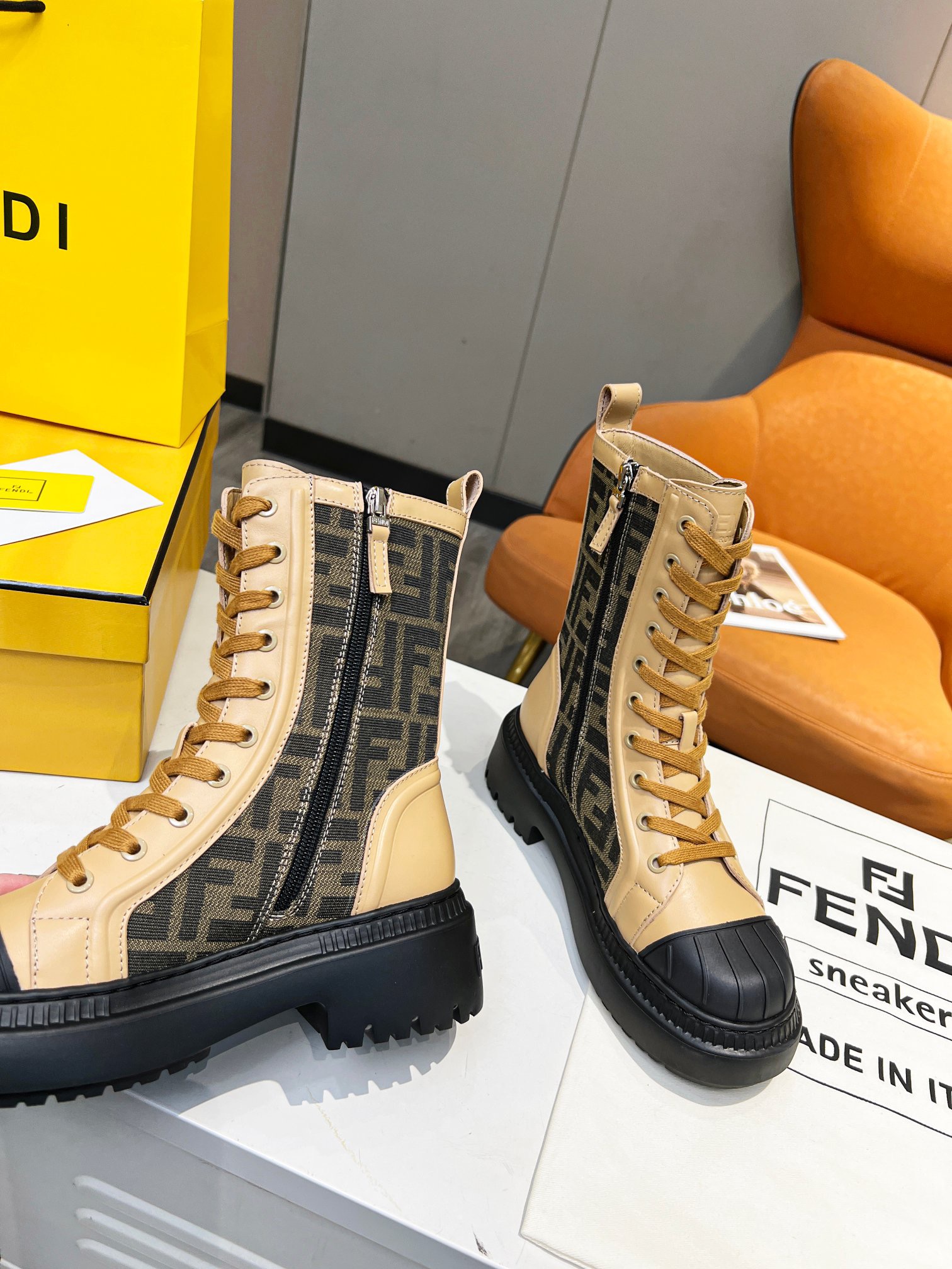 Women F*endi Top Boots Maikesneakers