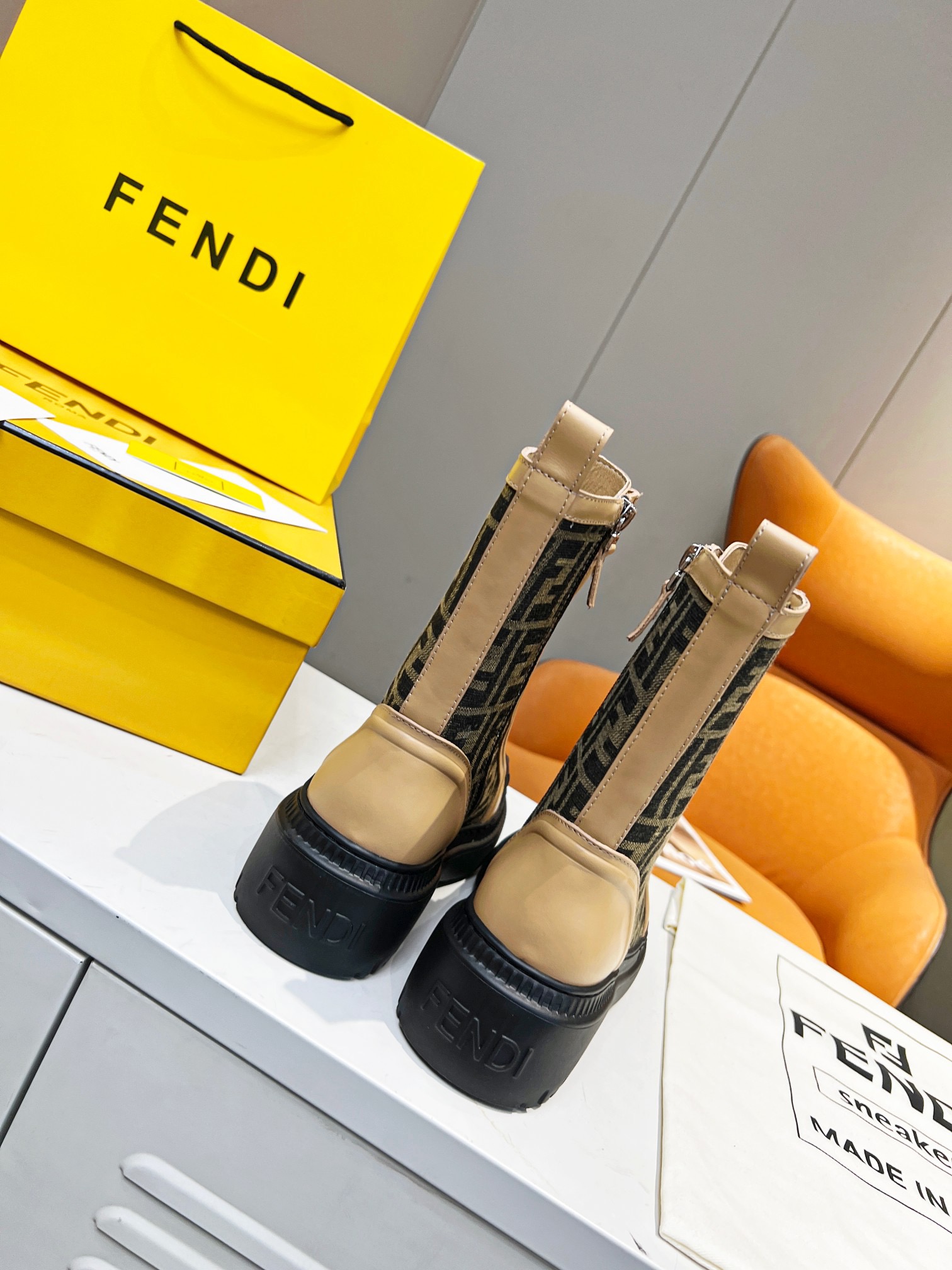 Women F*endi Top Boots Maikesneakers