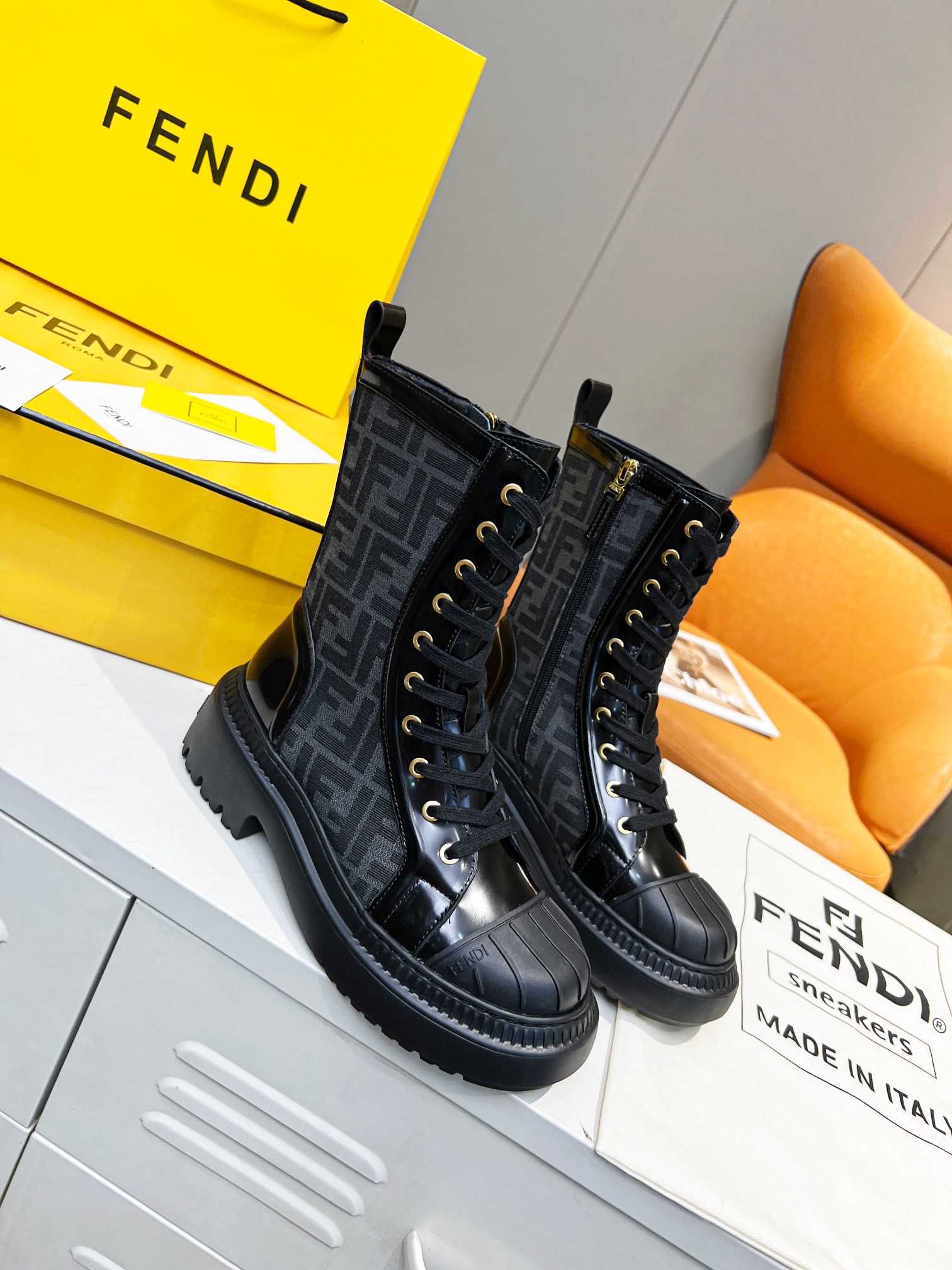 Women F*endi Top Boots Maikesneakers