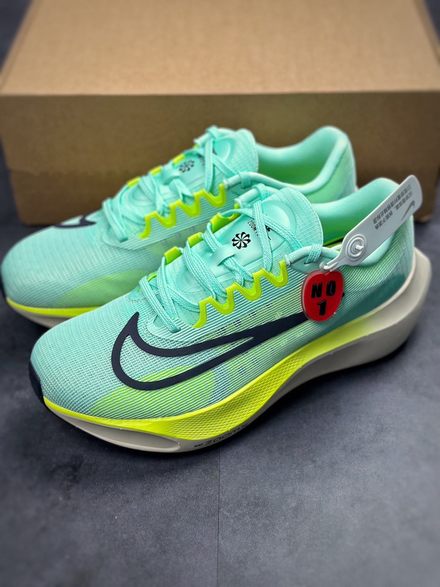 Men Nike zoom fly 5