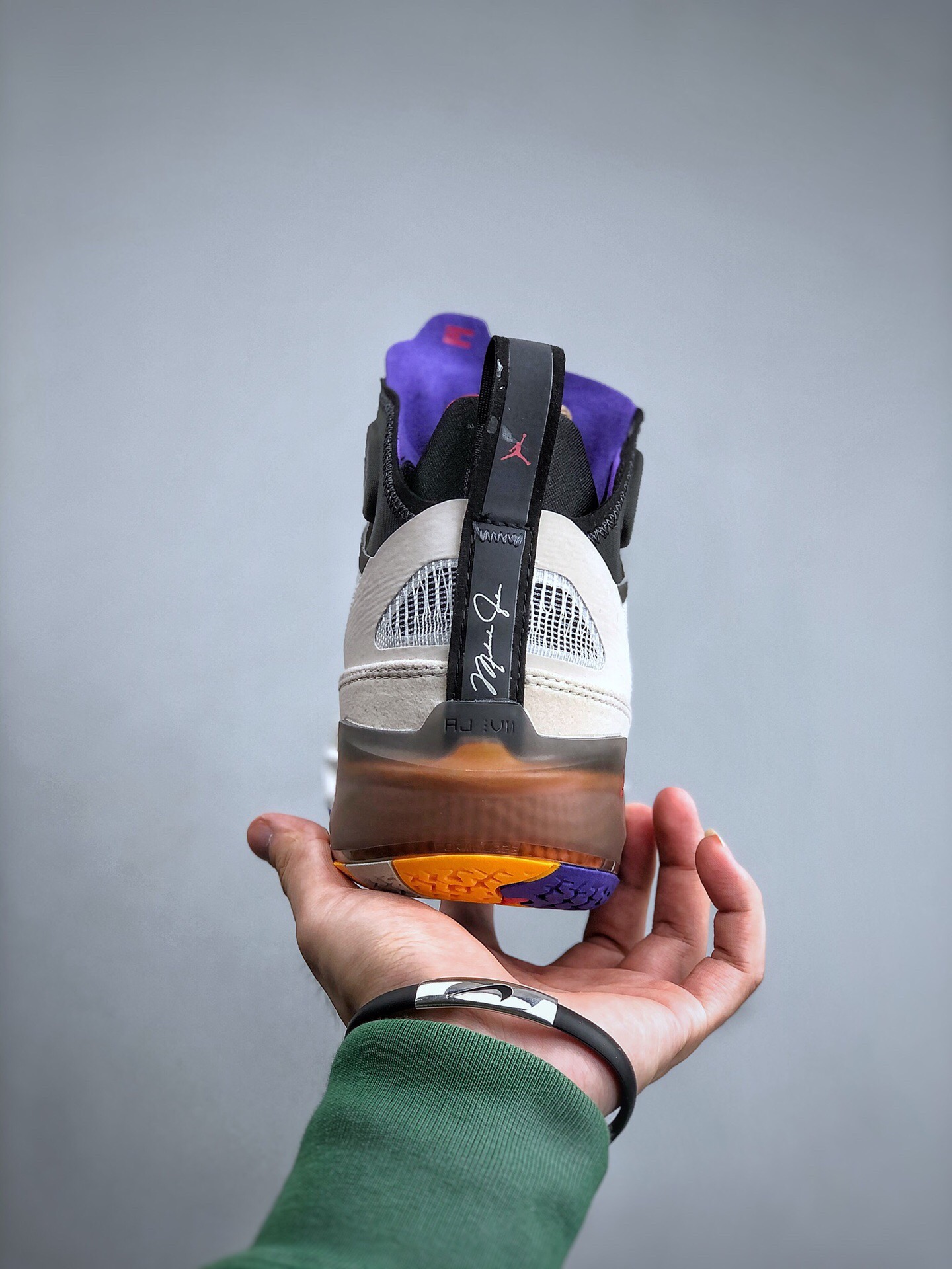 Nike Air Jordan 37