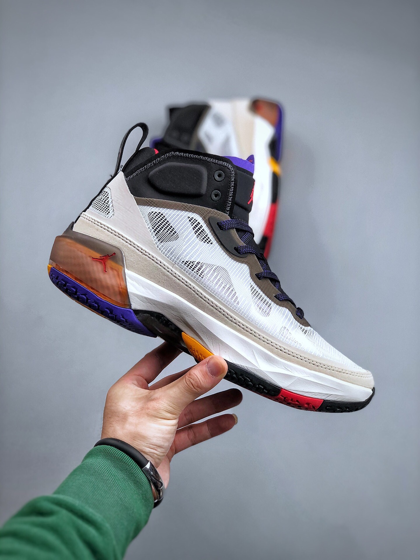 Nike Air Jordan 37