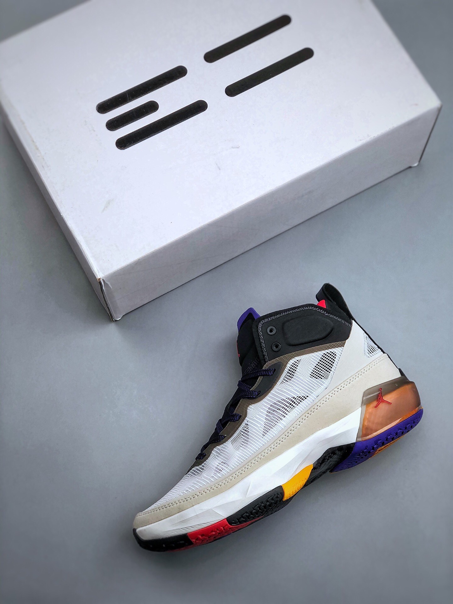 Nike Air Jordan 37