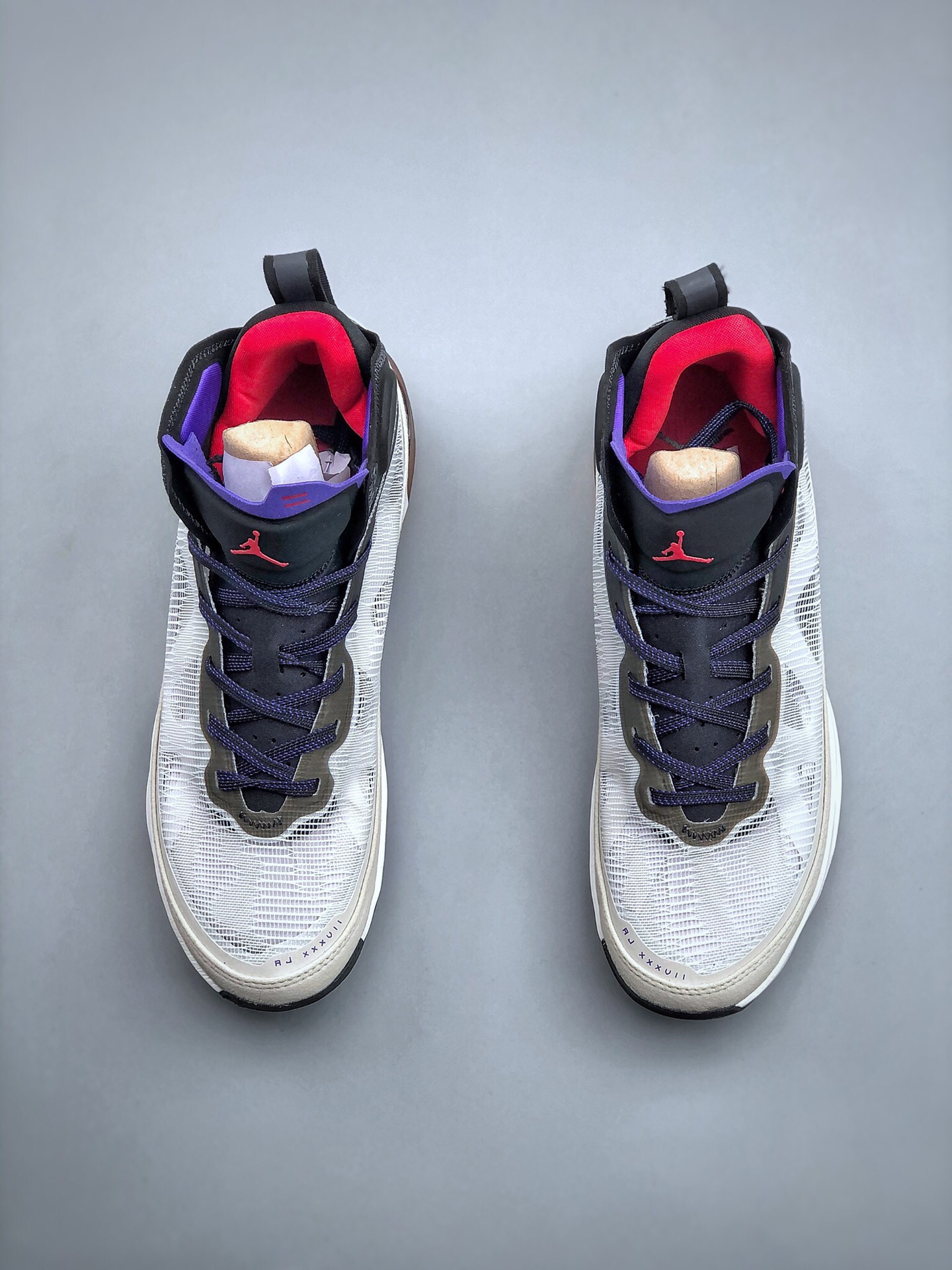 Nike Air Jordan 37