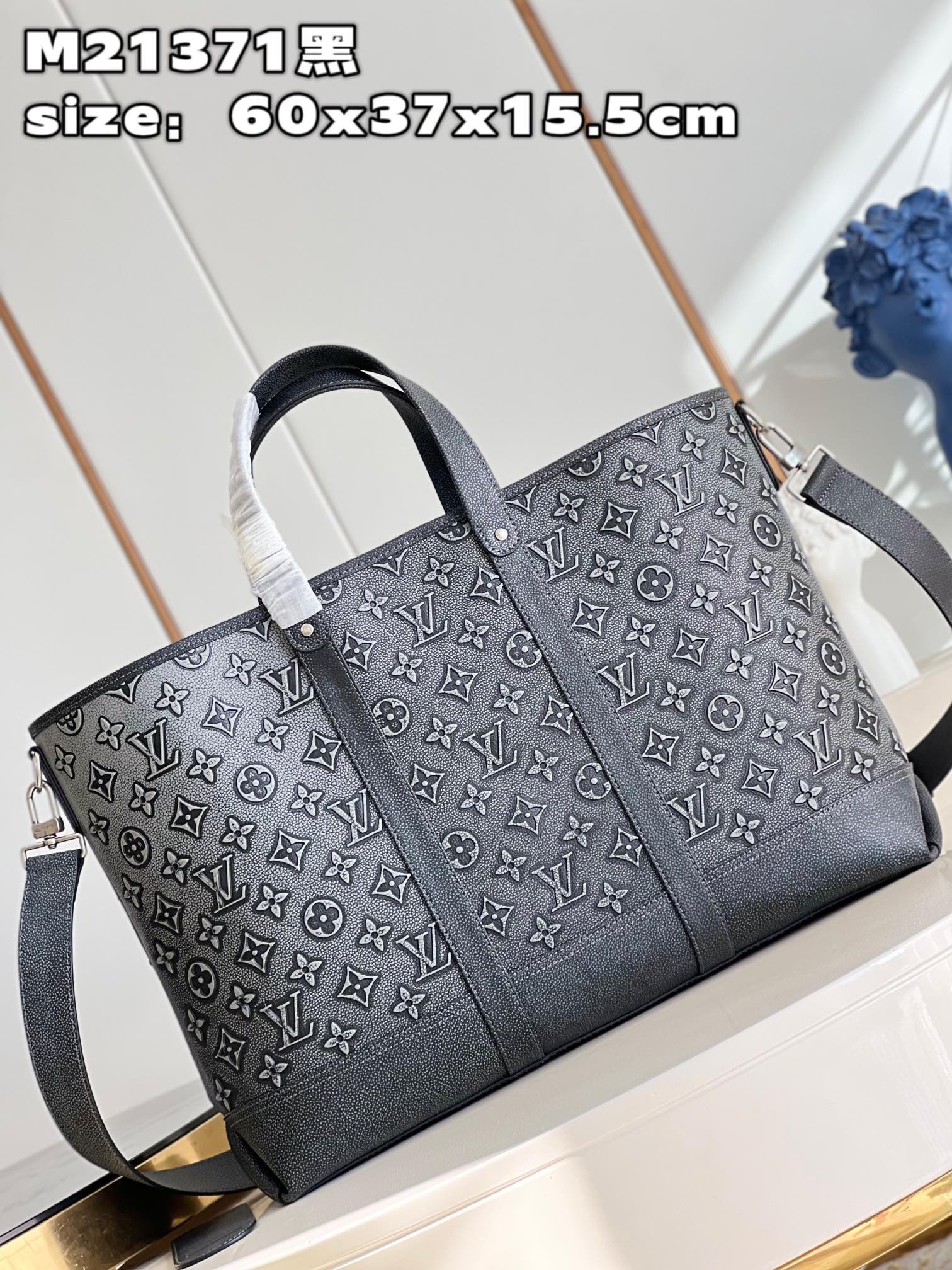 L*ouis V*uitton tote journey m21371 Top Bag