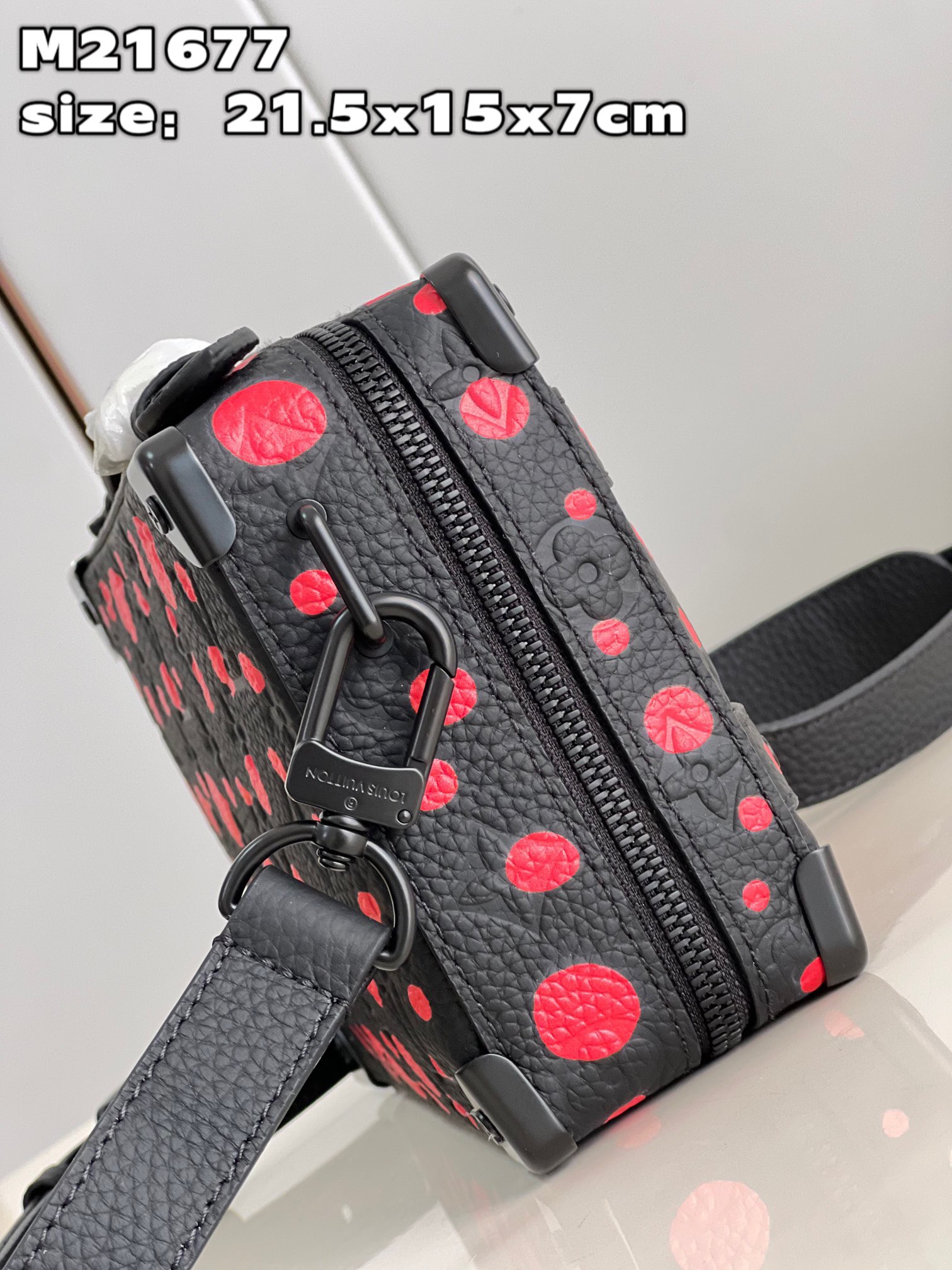 L*ouis V*uitton Top Bag