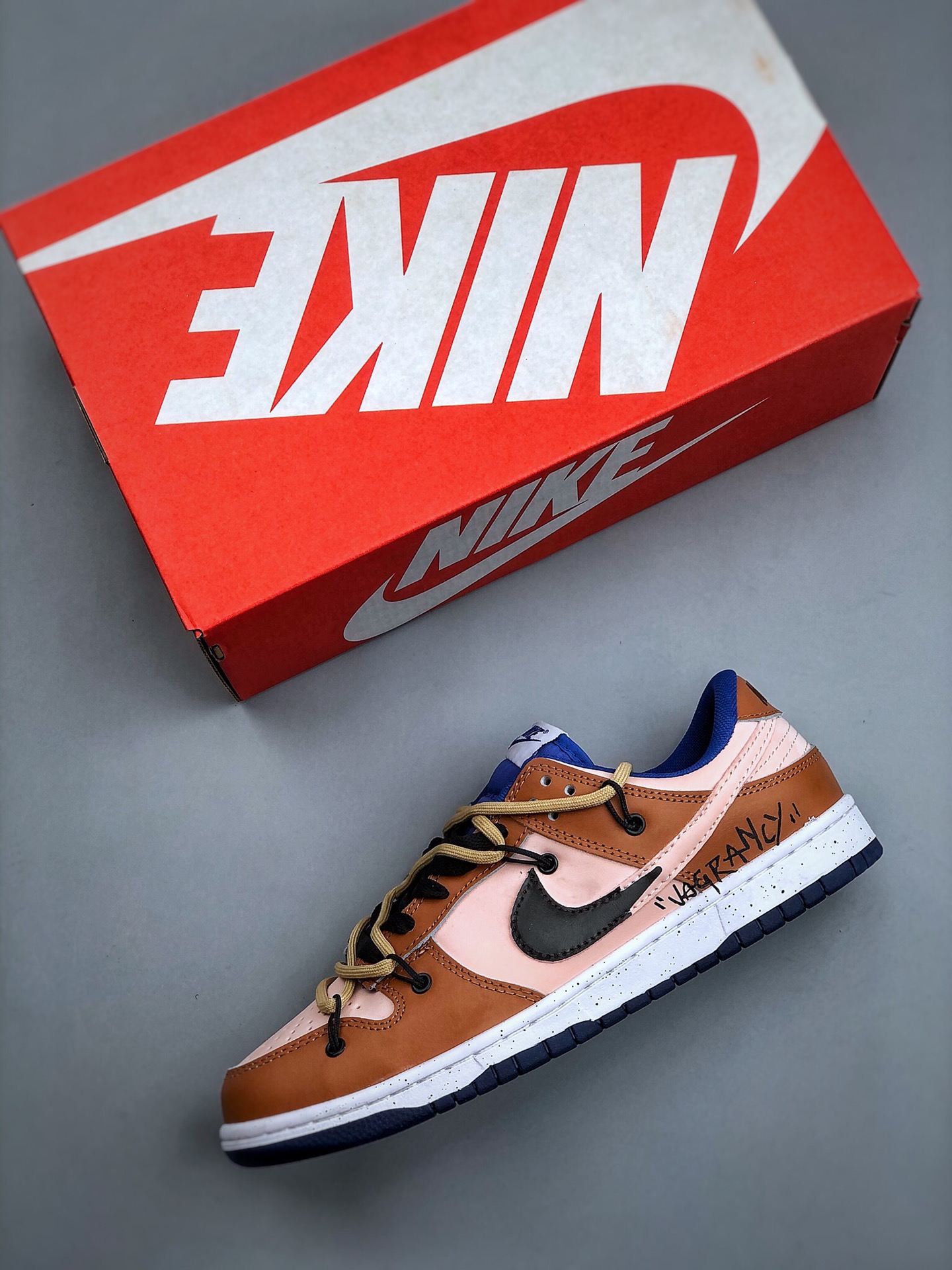 Nike SB Dunk low