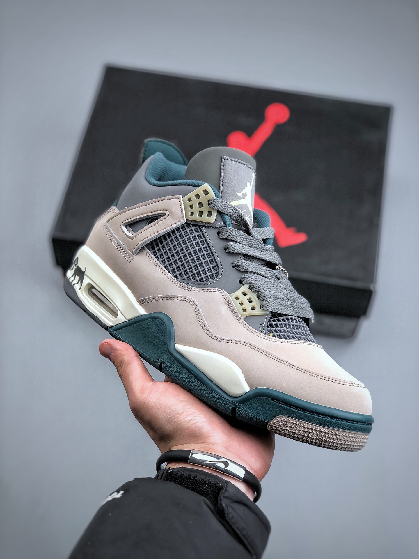 Nike Air Jordan 4 aj4
