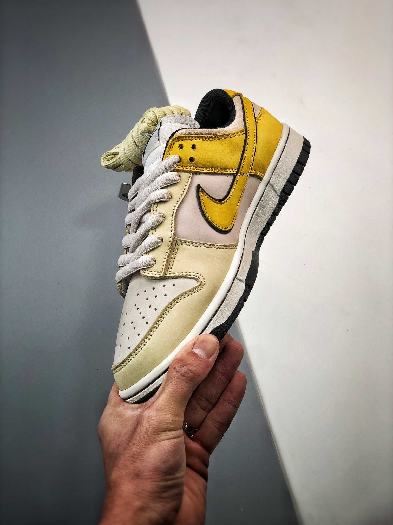 Nike SB Dunk Low