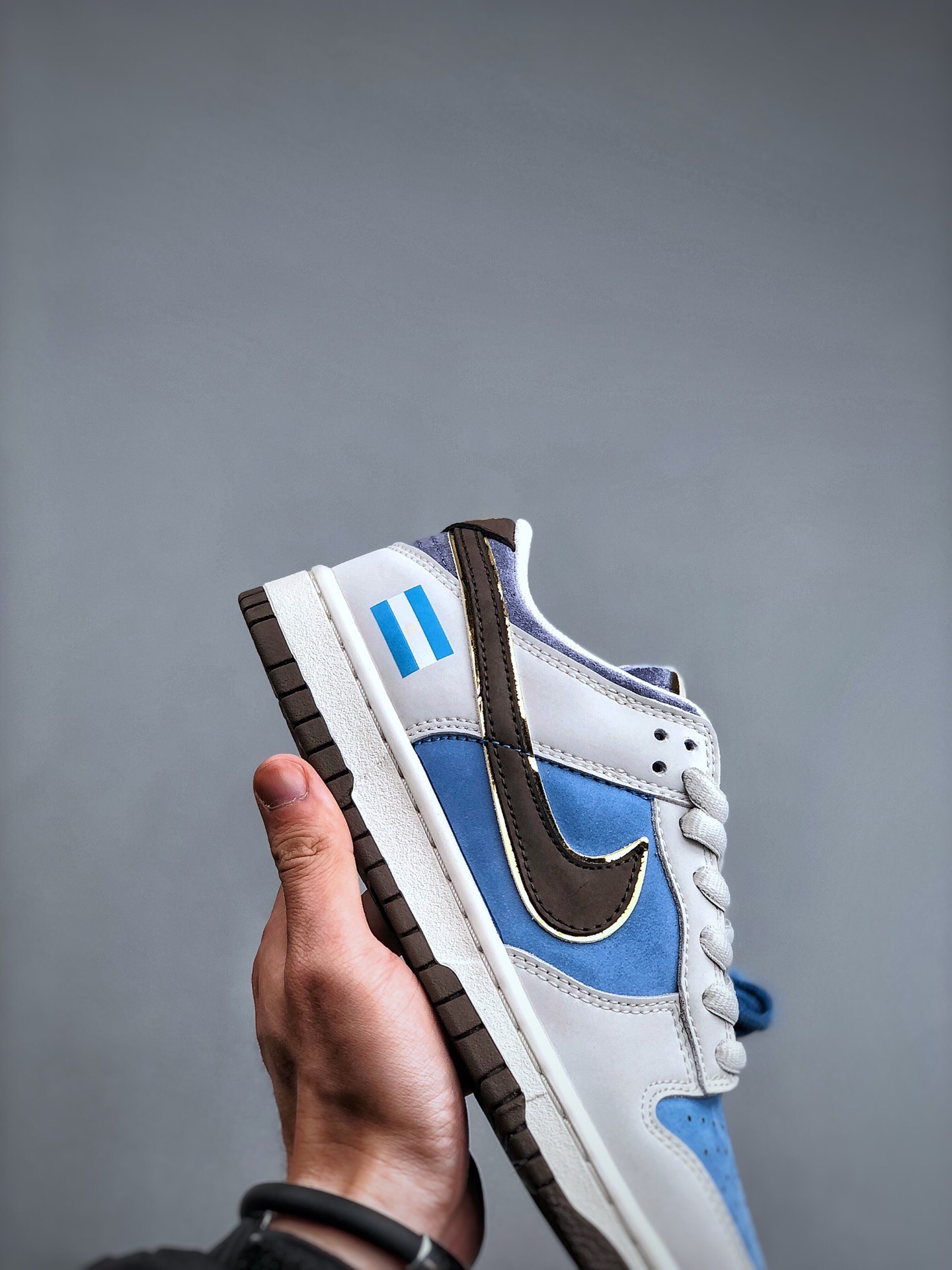 Nike SB Dunk Low