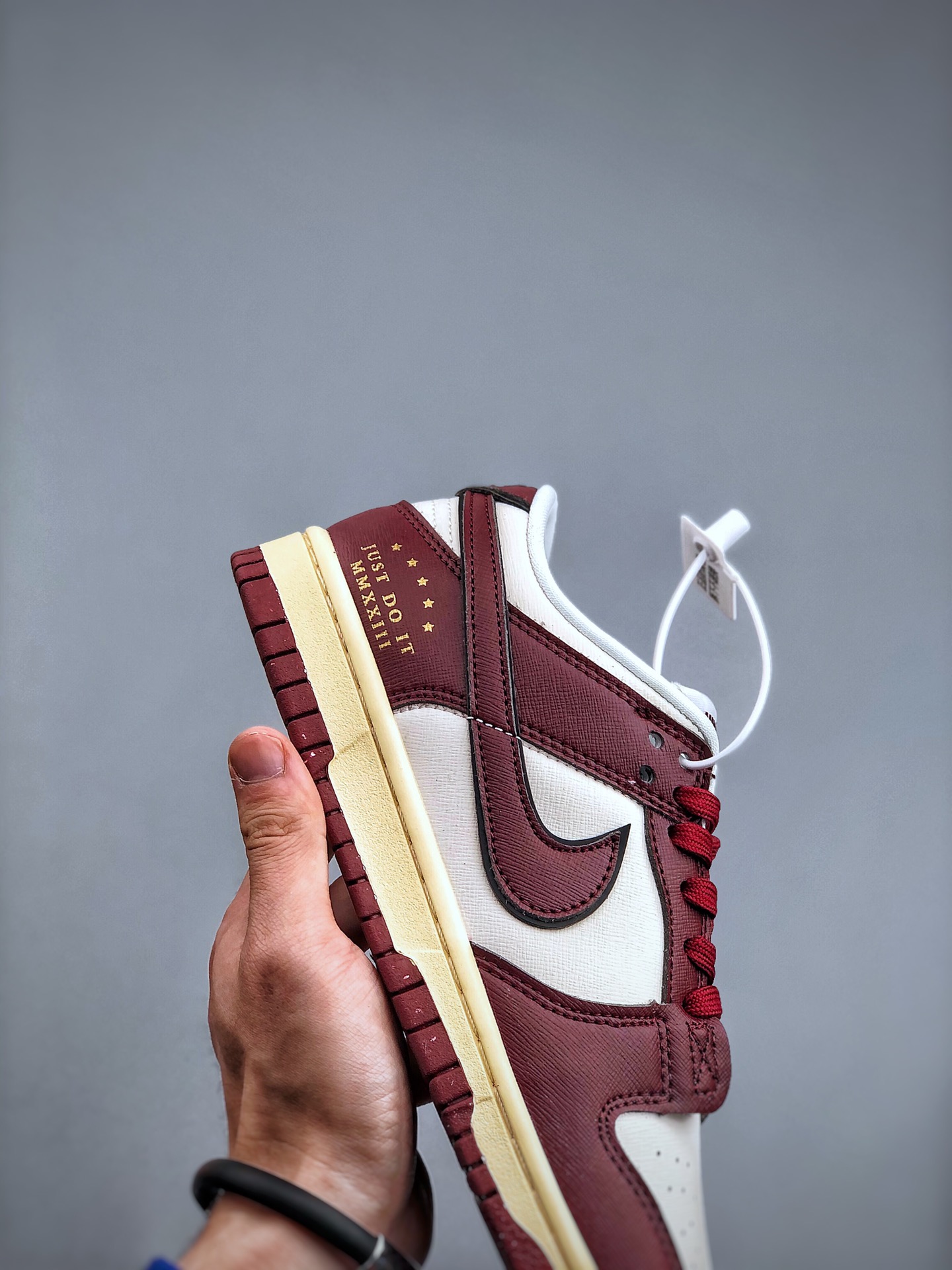 Nike SB Dunk Low