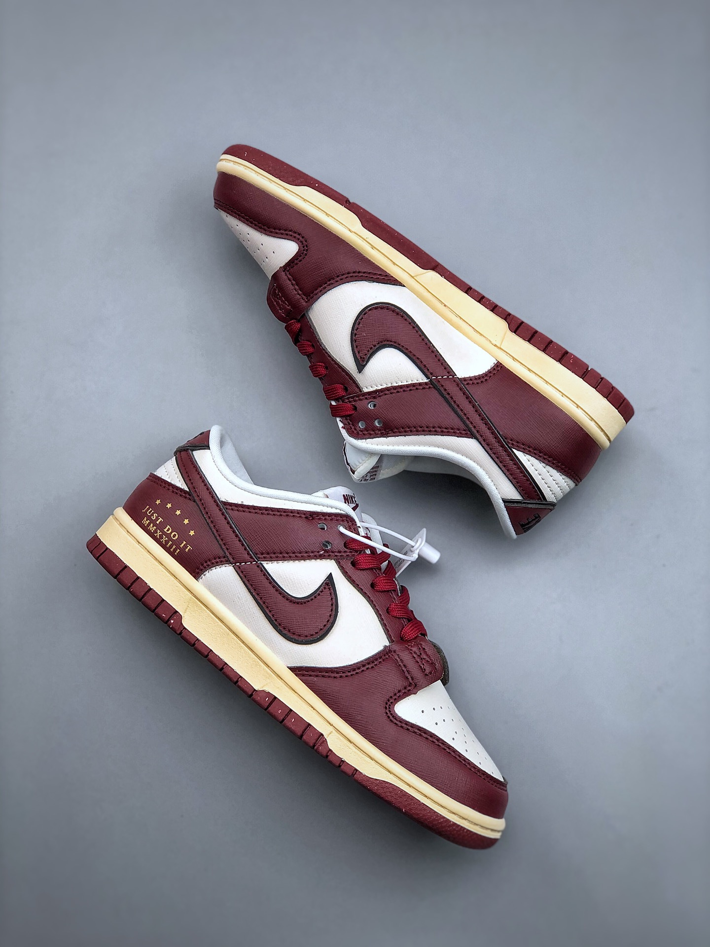 Nike SB Dunk Low